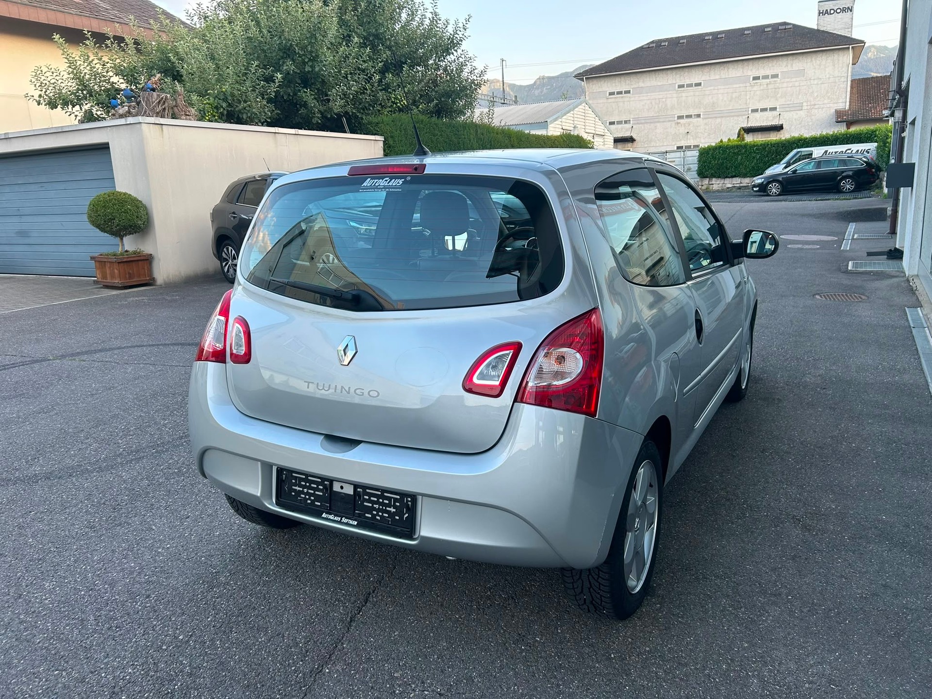 RENAULT Twingo 1.2 16V Liberty-showroom-element-2