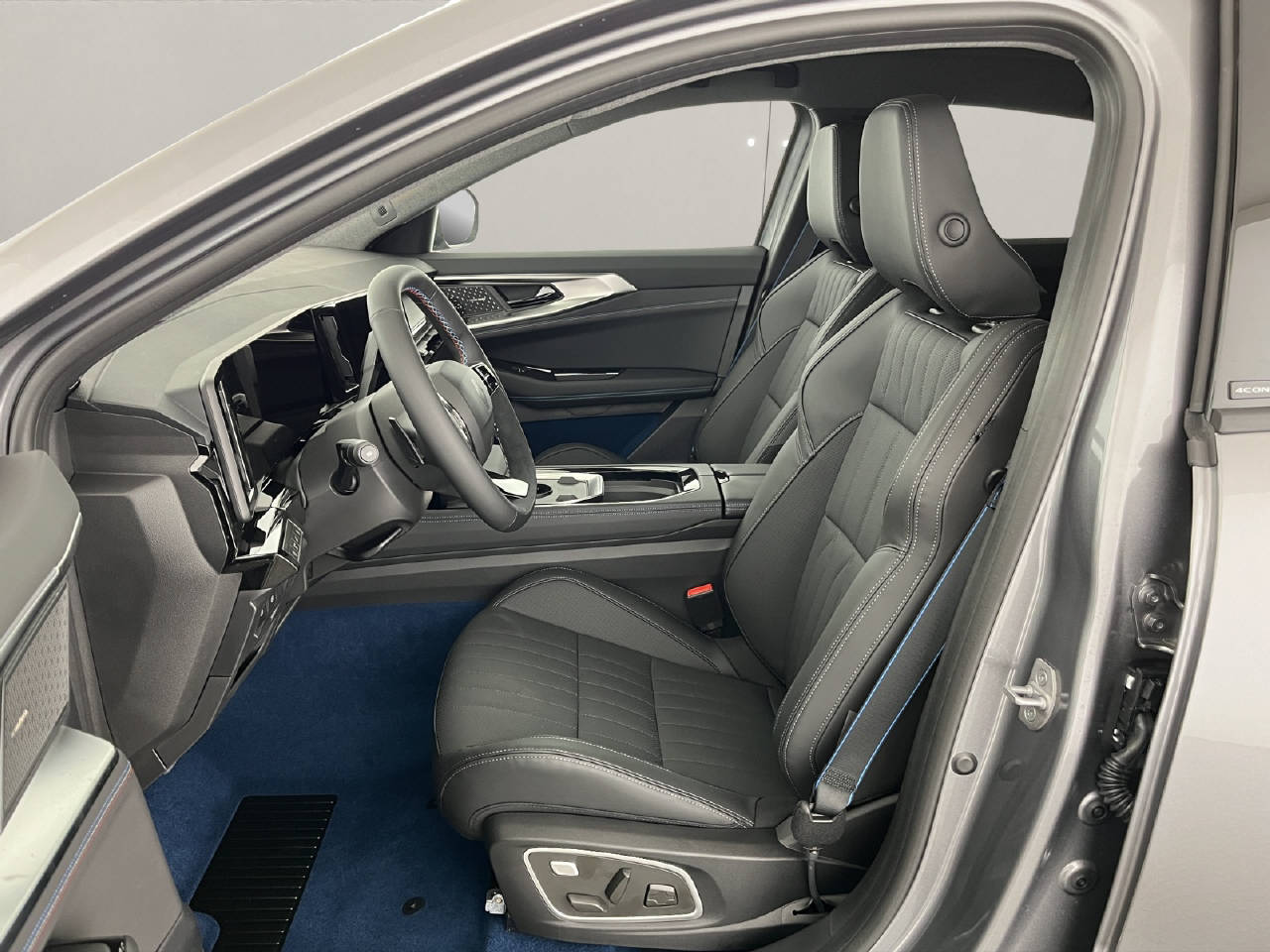 RENAULT Rafale 1.2 E-Tech Plug-in Atelier Alpine-image-4
