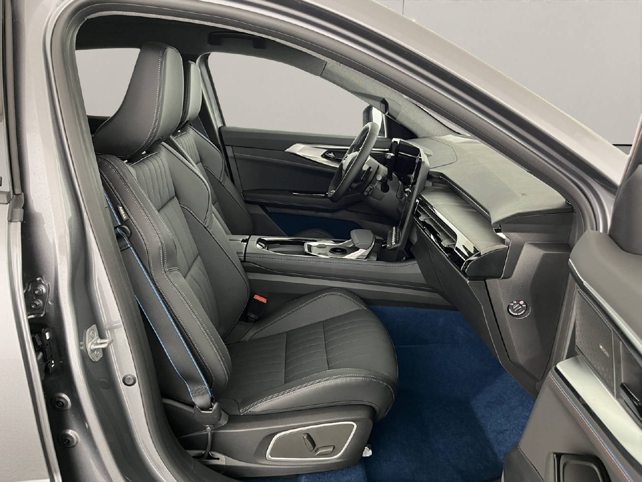 RENAULT Rafale 1.2 E-Tech Plug-in Atelier Alpine-image-6