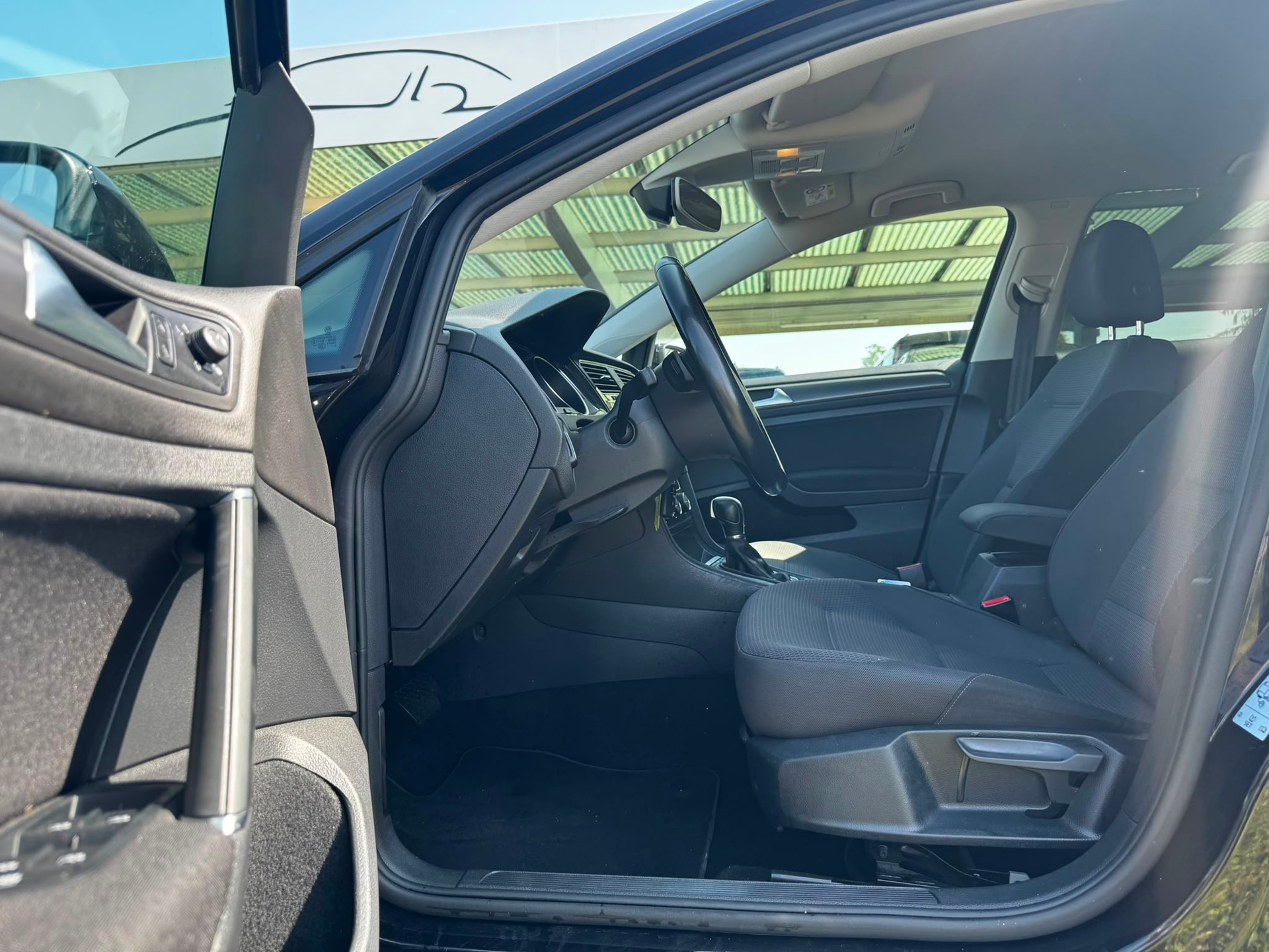 VW Golf 1.5 TSI EVO Comfortline DSG-image-8
