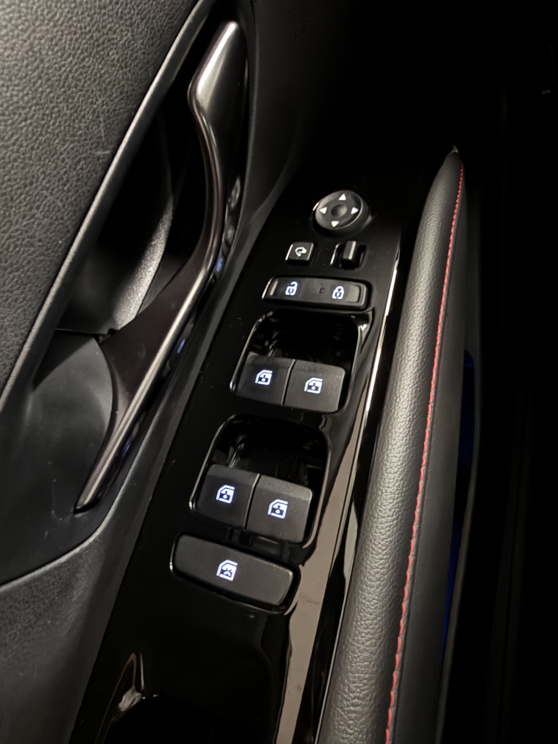 HYUNDAI Tucson 1.6 TGDI PHEV N Line LUX pack 4WD-image-12