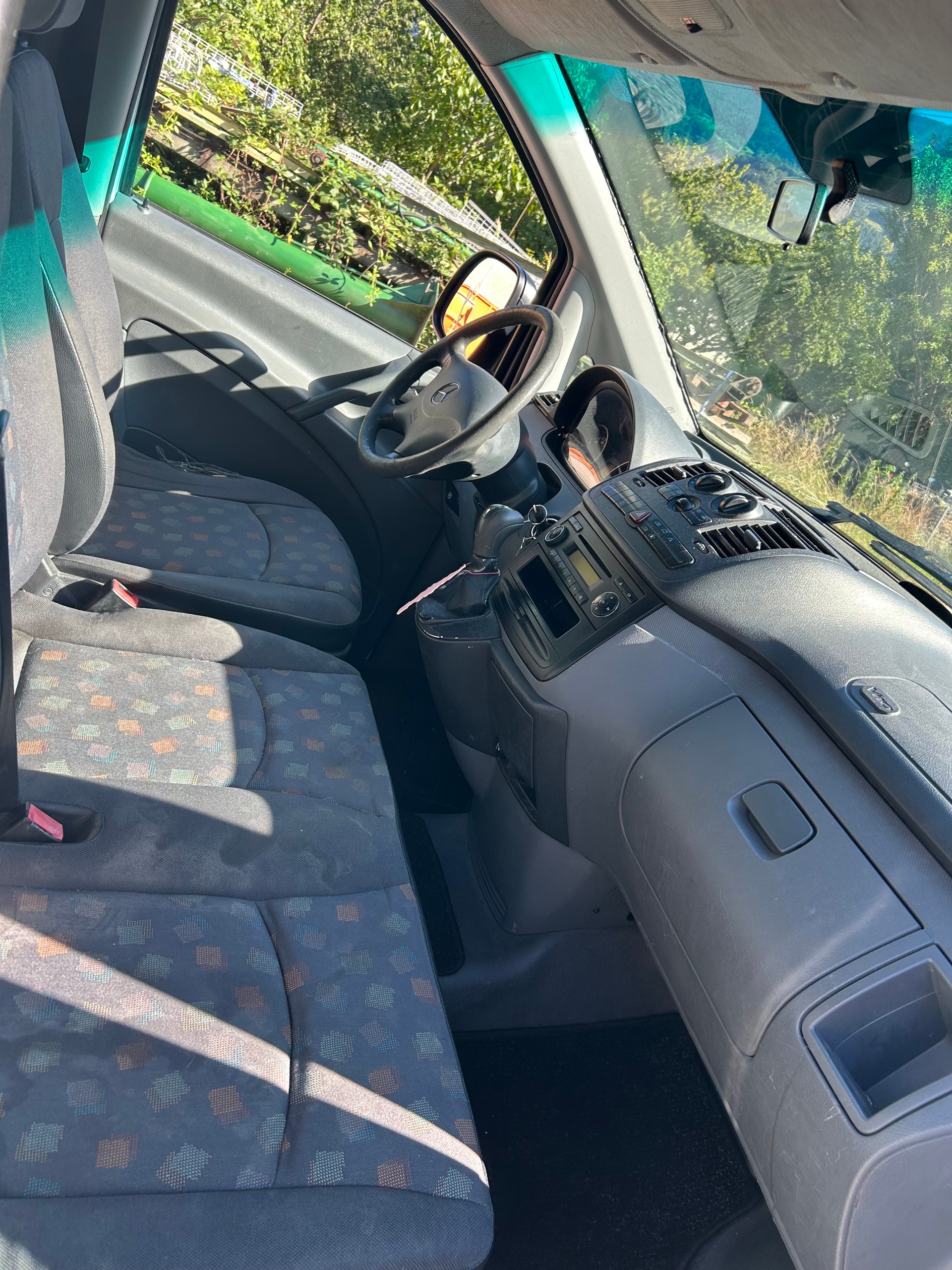 MERCEDES-BENZ Vito 111 CDI EL 4x4-image-6