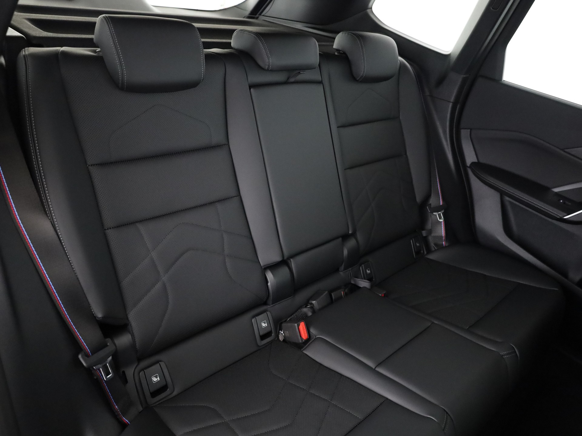 BMW iX1 xDrive 30 M Sport Pro-image-15