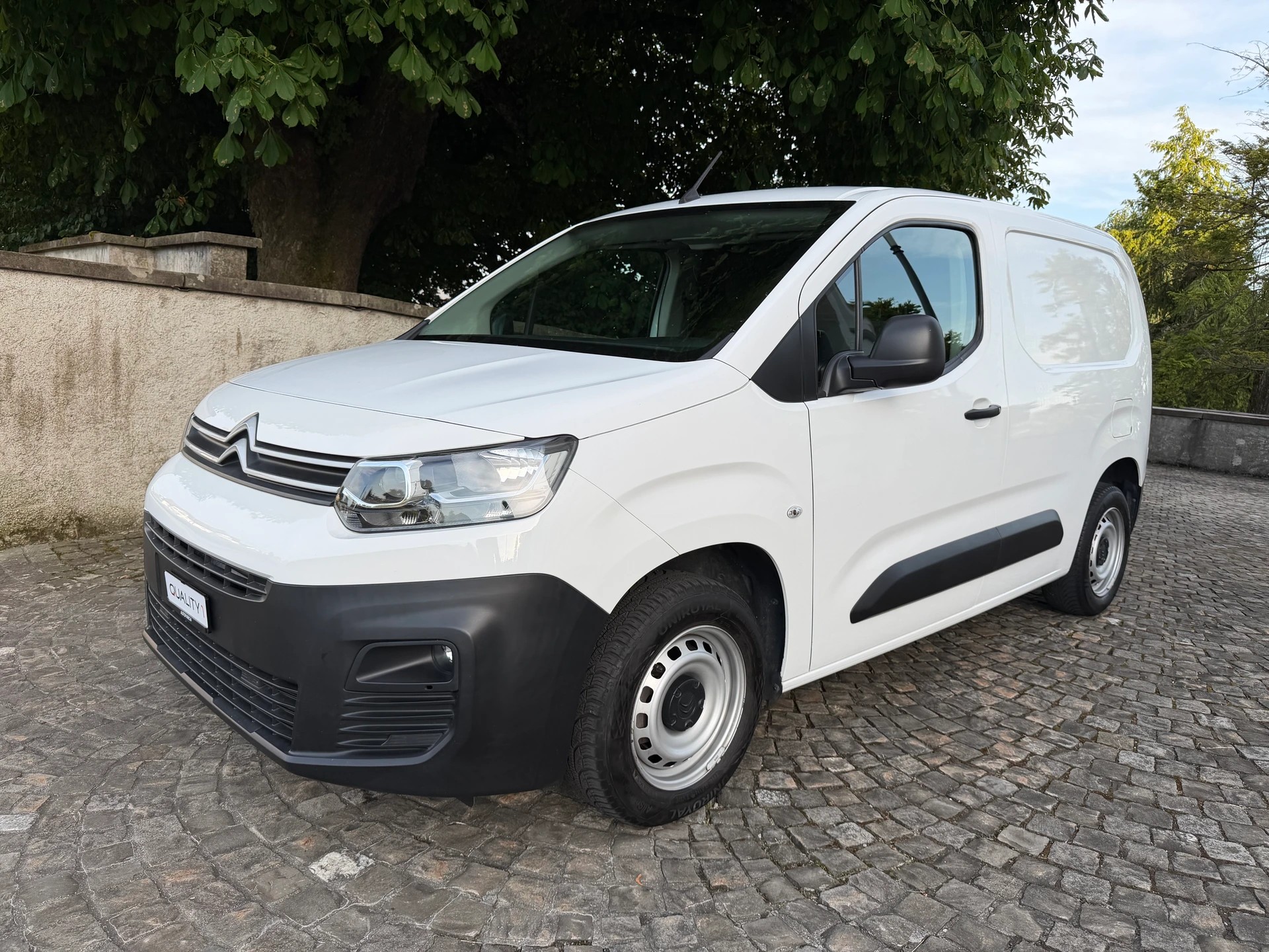 CITROEN Berlingo Van 1.5 Blue HDi / Ab MFK / Service gepflegt/ 36 Monate Garantie/ Anhängerkupplung 1350kg / Klima / Tempomat-image-0
