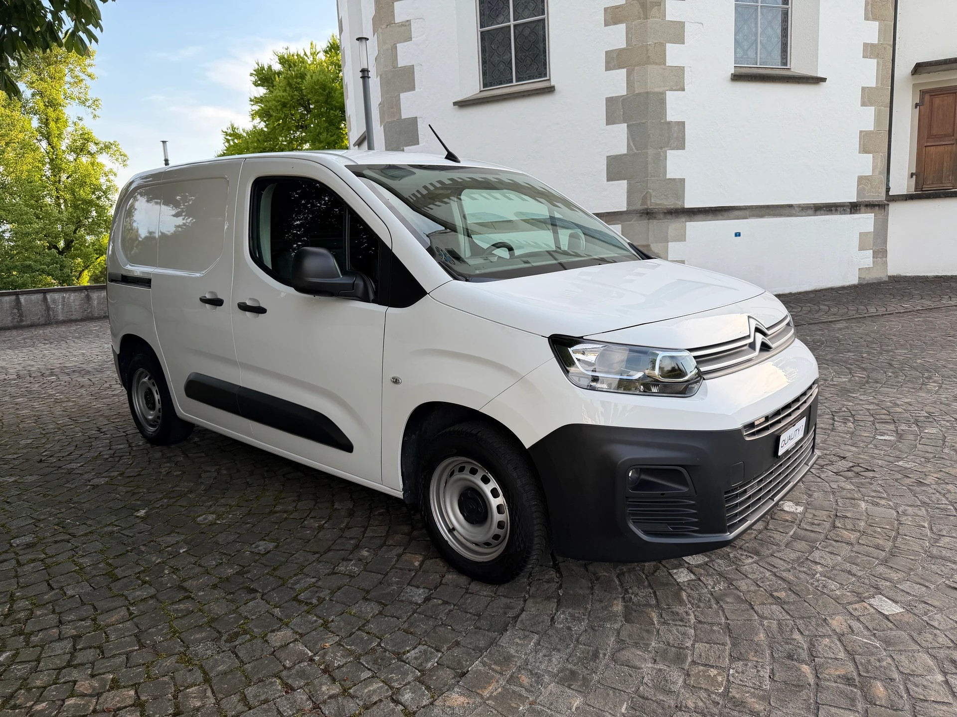 CITROEN Berlingo Van 1.5 Blue HDi / Ab MFK / Service gepflegt/ 36 Monate Garantie/ Anhängerkupplung 1350kg / Klima / Tempomat-image-3
