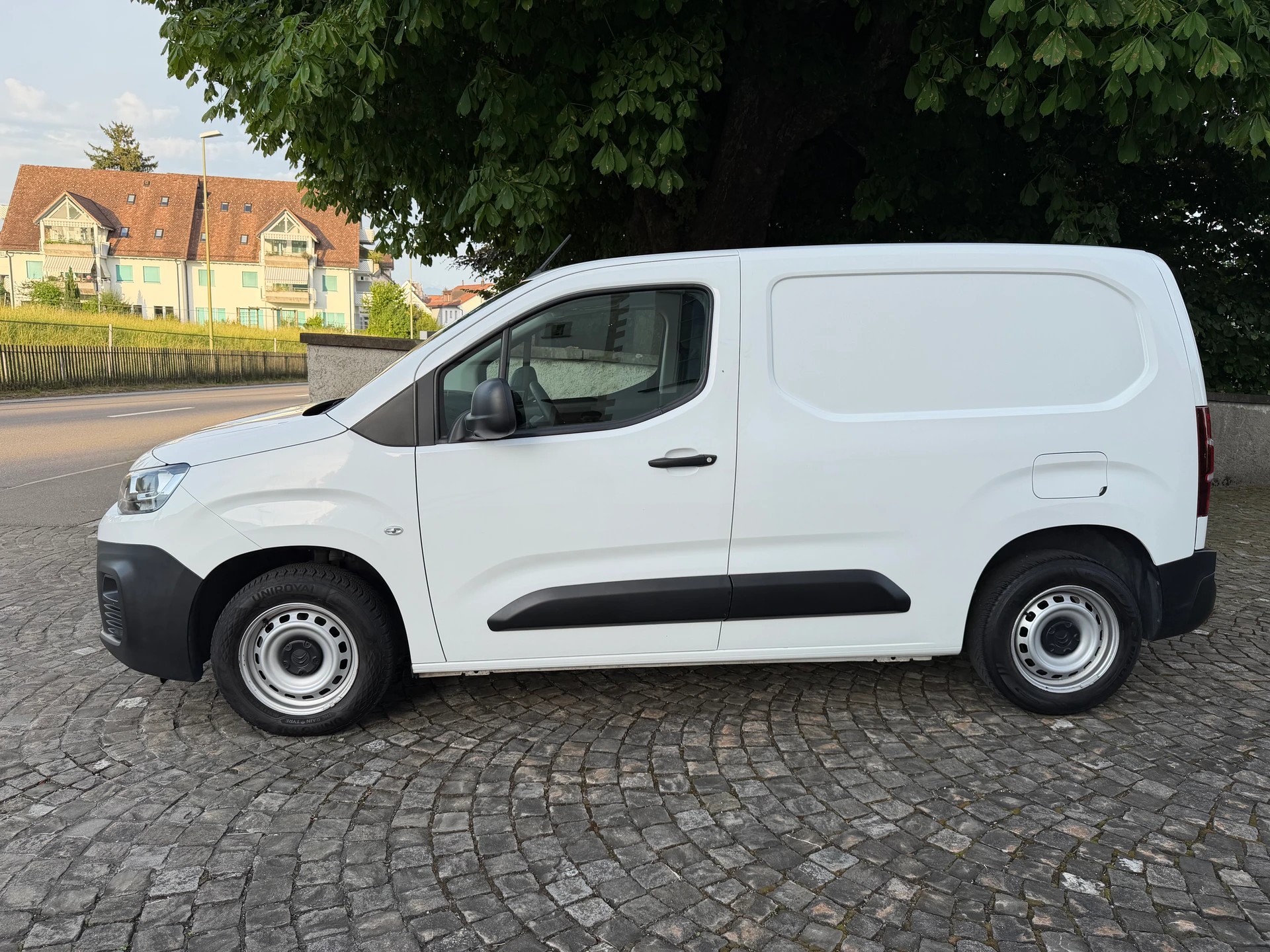 CITROEN Berlingo Van 1.5 Blue HDi / Ab MFK / Service gepflegt/ 36 Monate Garantie/ Anhängerkupplung 1350kg / Klima / Tempomat-image-8