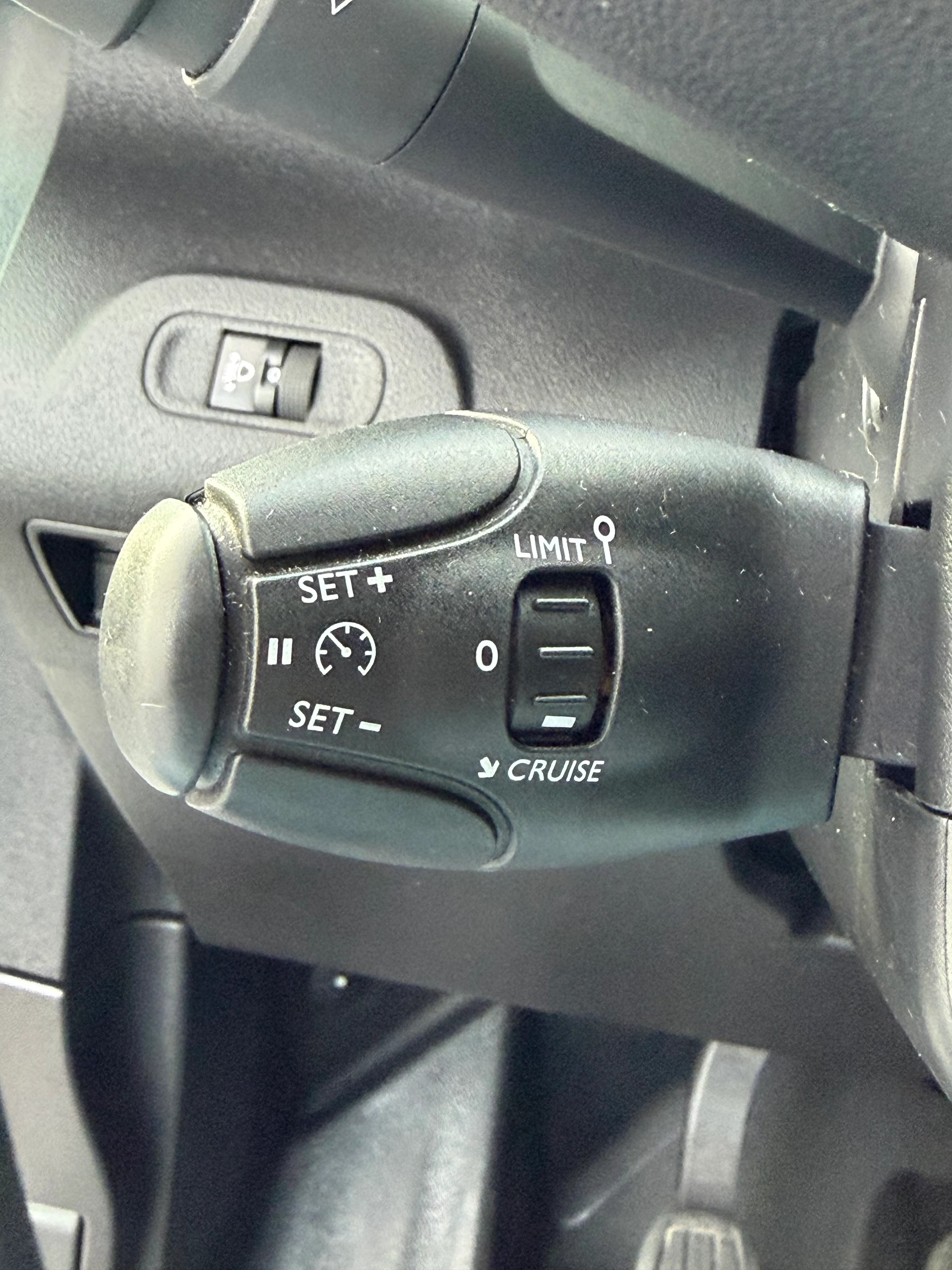 CITROEN Berlingo Van 1.5 Blue HDi / Ab MFK / Service gepflegt/ 36 Monate Garantie/ Anhängerkupplung 1350kg / Klima / Tempomat-image-12