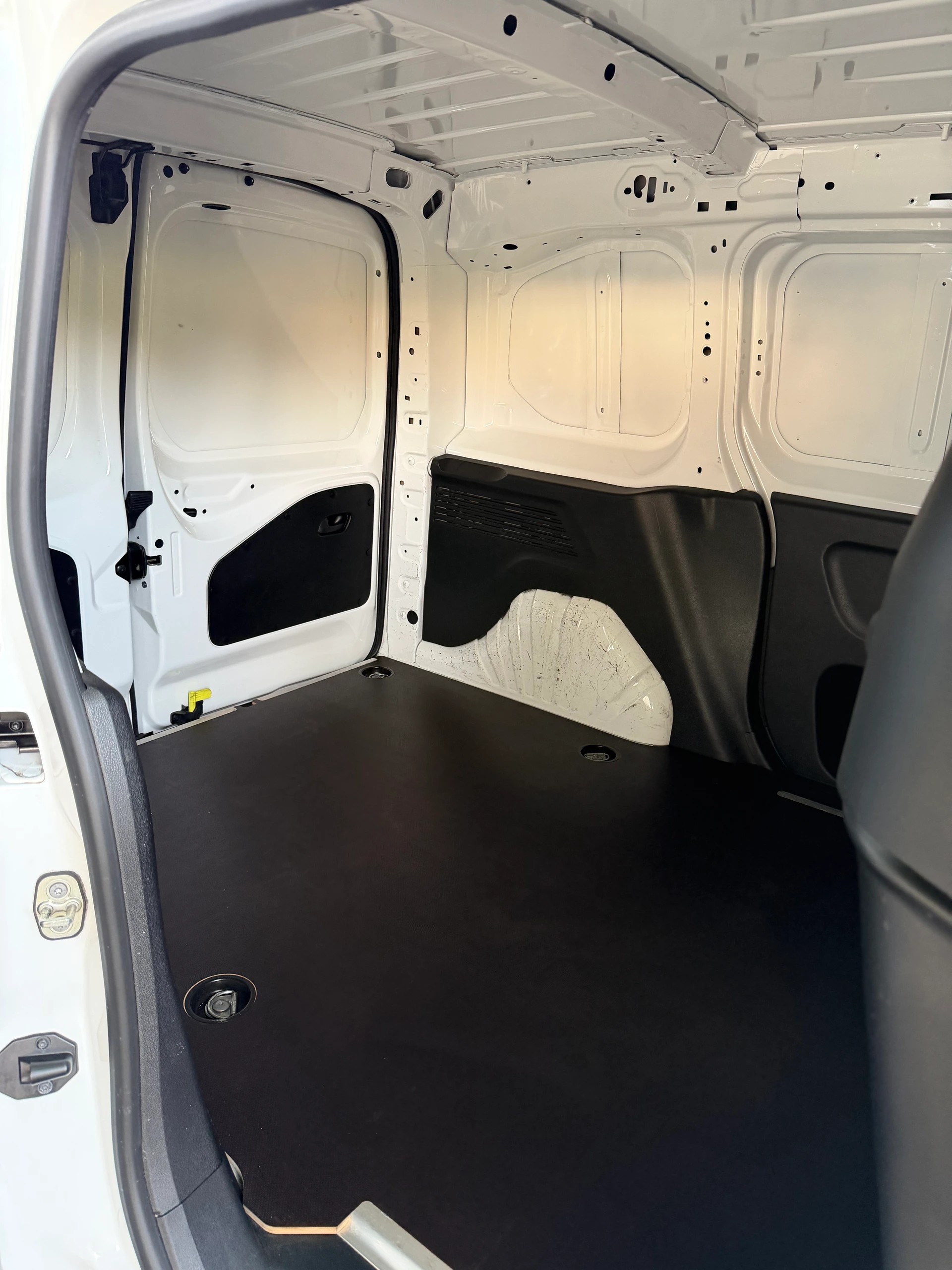 CITROEN Berlingo Van 1.5 Blue HDi / Ab MFK / Service gepflegt/ 36 Monate Garantie/ Anhängerkupplung 1350kg / Klima / Tempomat-image-14