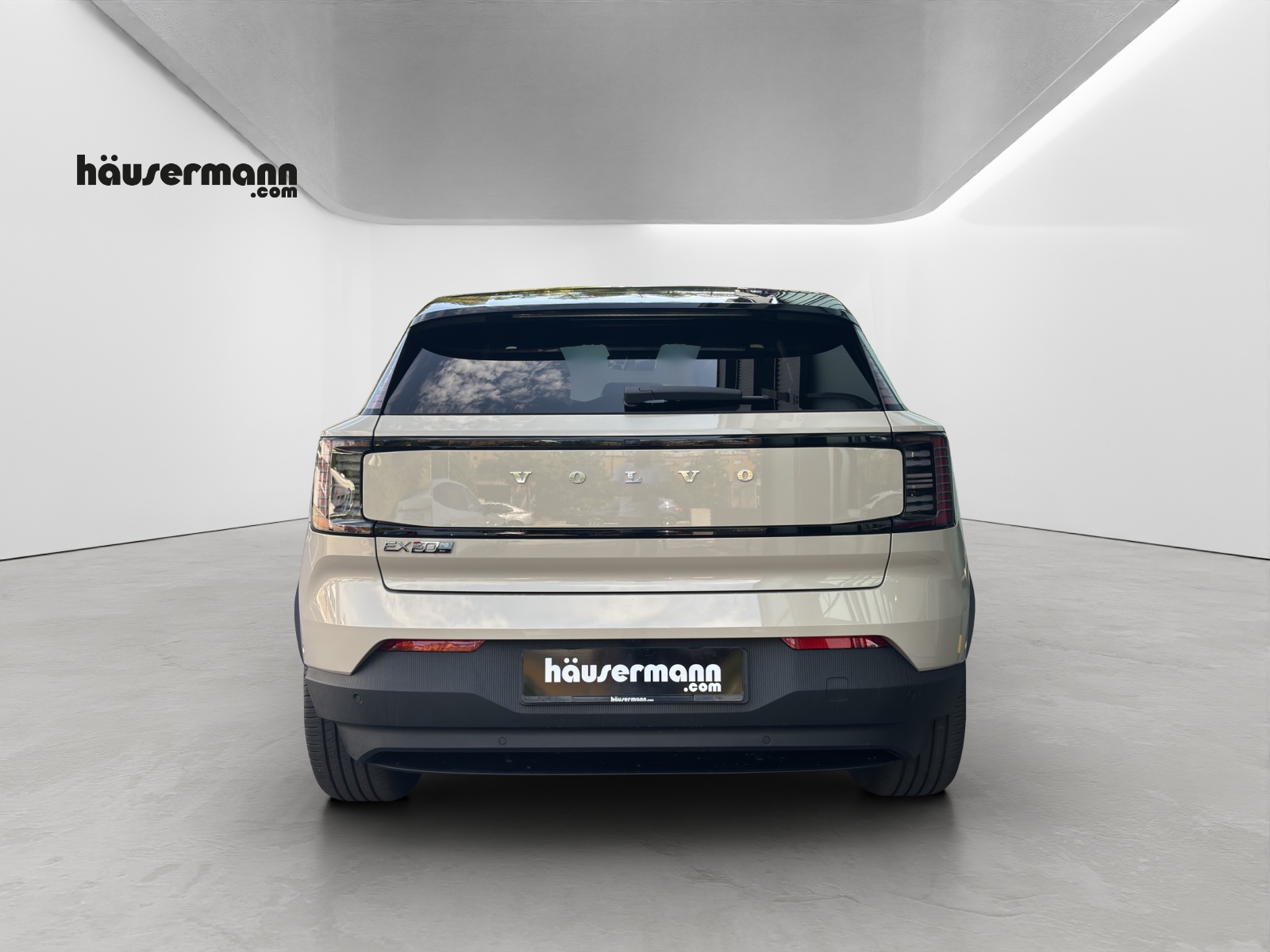 VOLVO EX30 P8 Ultra AWD-image-10