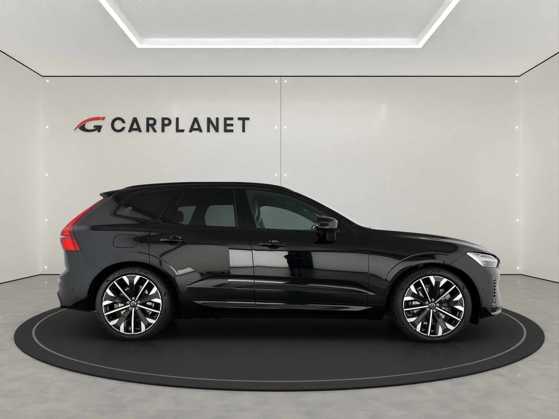 VOLVO XC60 2.0 T8 TE Ultra Dark eAWD-image-4