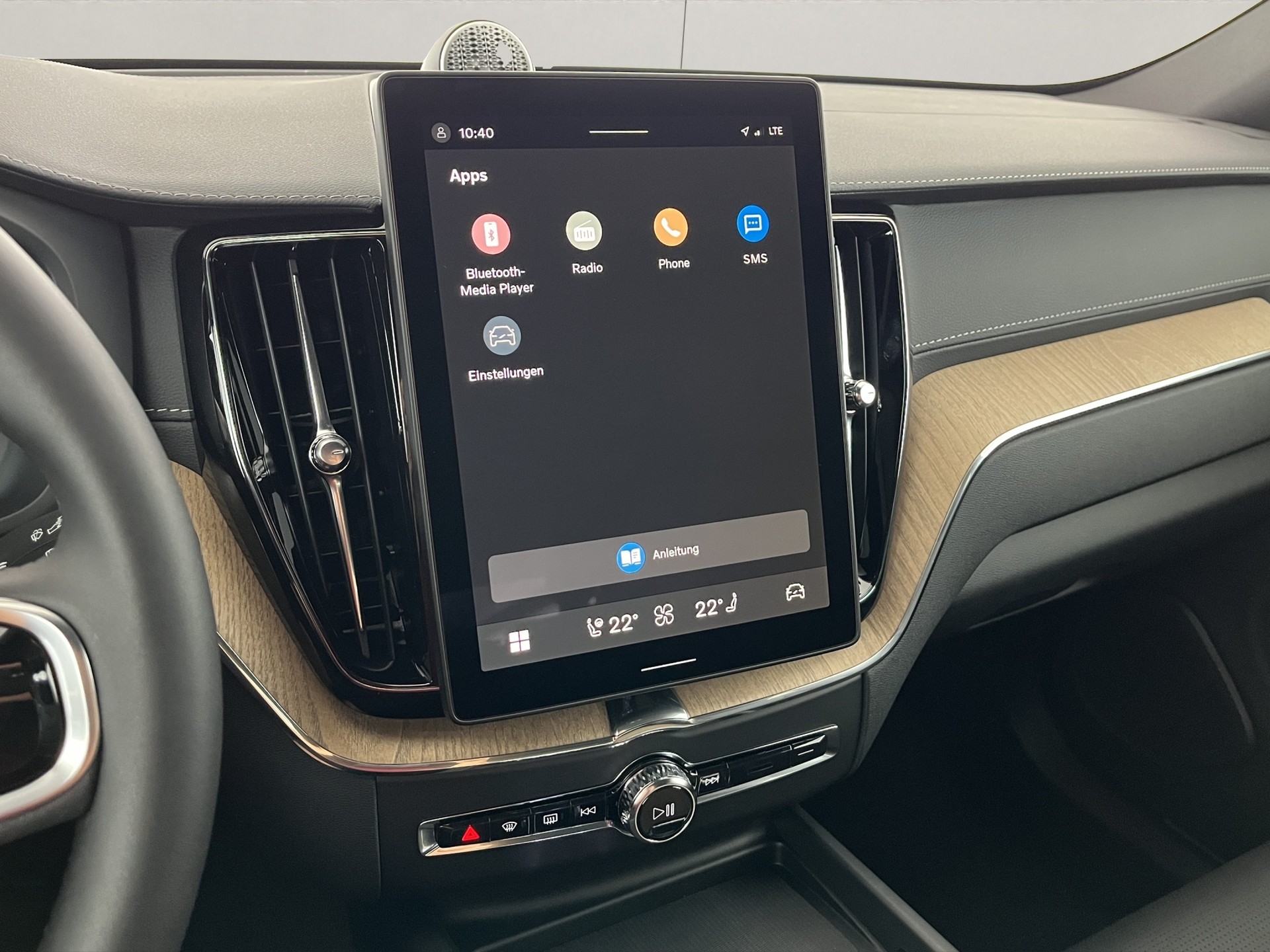 VOLVO XC60 2.0 T8 TE Ultra Dark eAWD-image-12