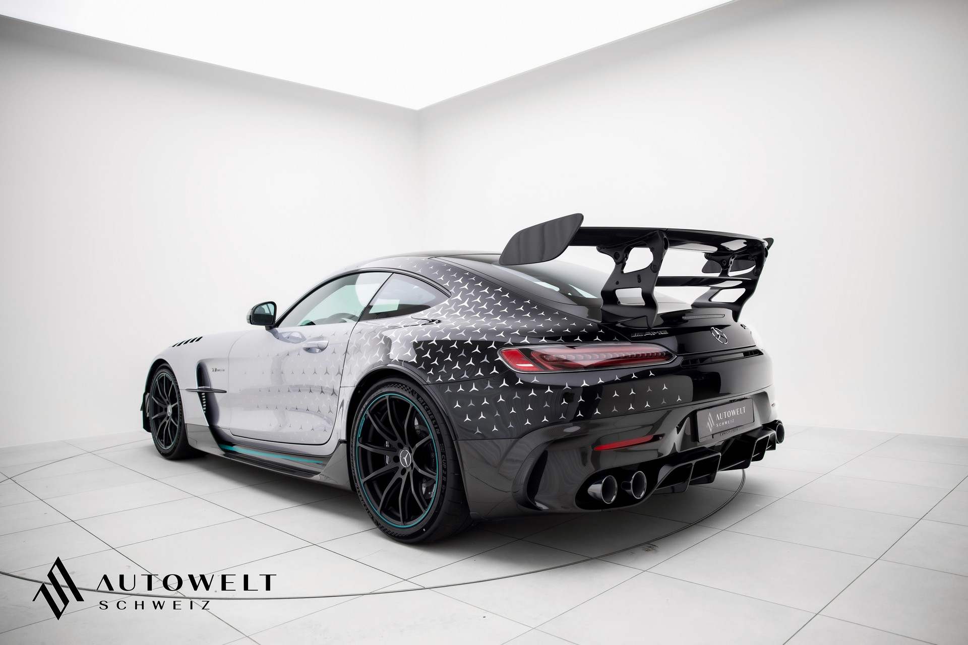 MERCEDES-BENZ AMG GT Black Series P One Edition-showroom-element-1