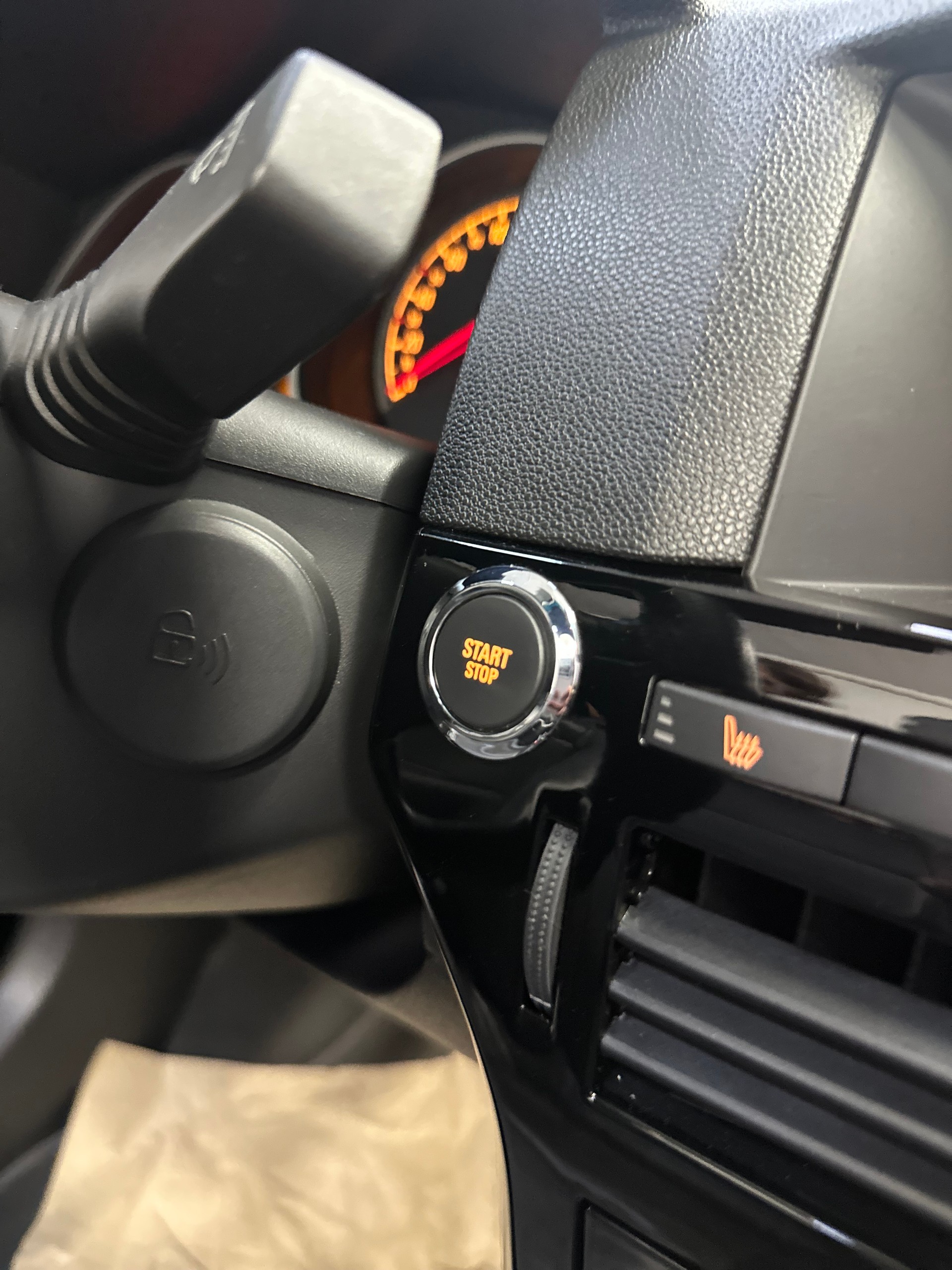 OPEL Astra TT 1.6i 16V Turbo Enjoy-image-13
