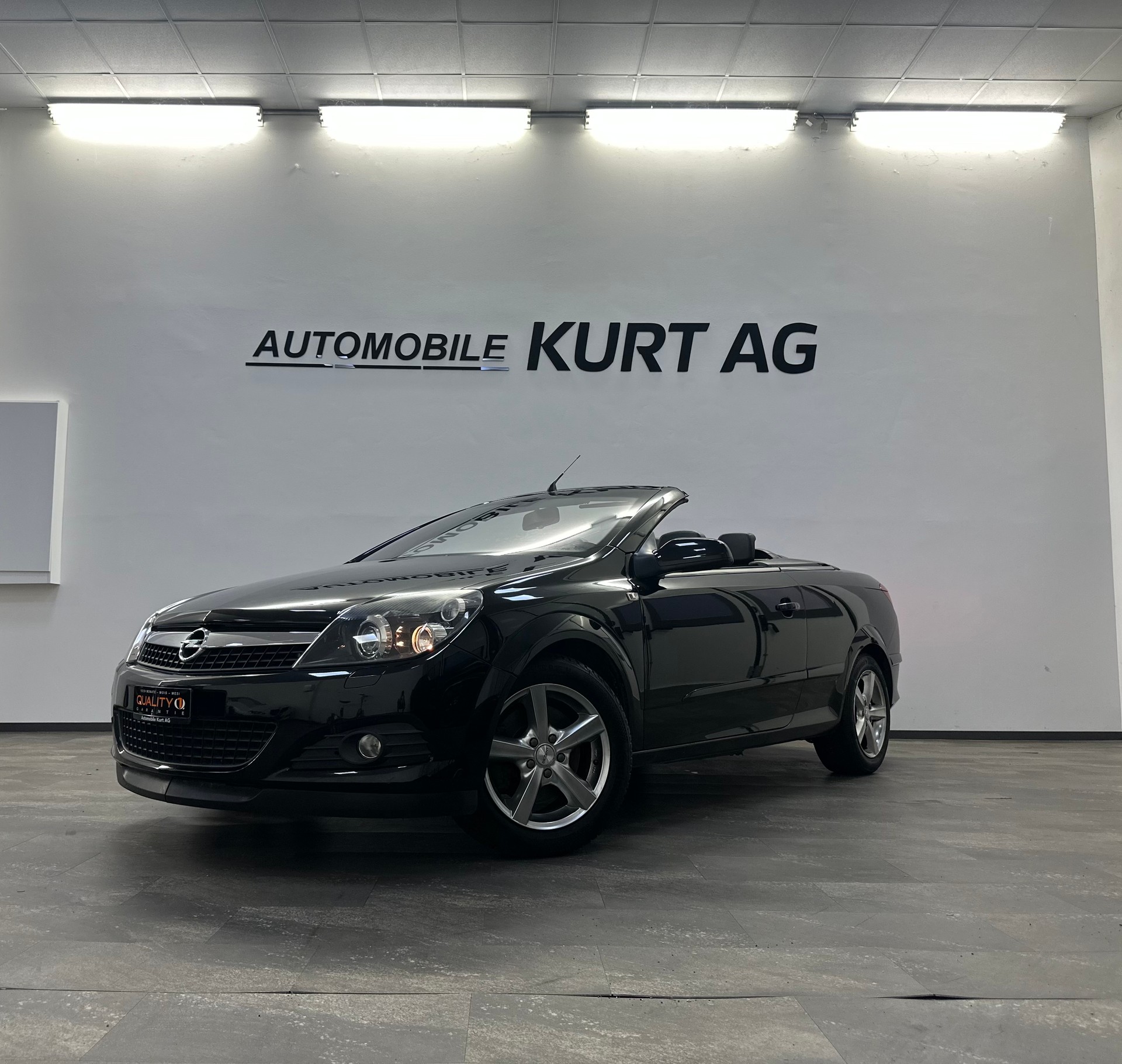 OPEL Astra TT 1.6i 16V Turbo Enjoy-image-1