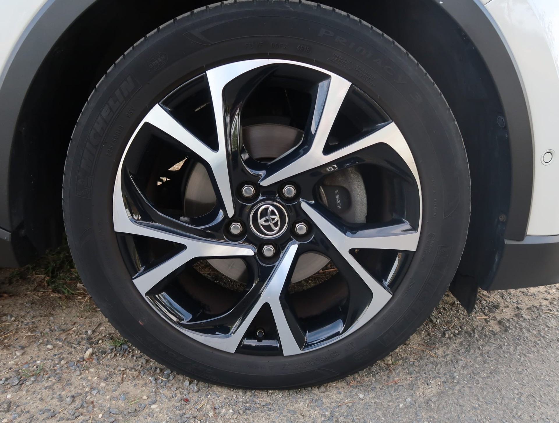 TOYOTA C-HR 1.8 HSD Trend CVT-image-27