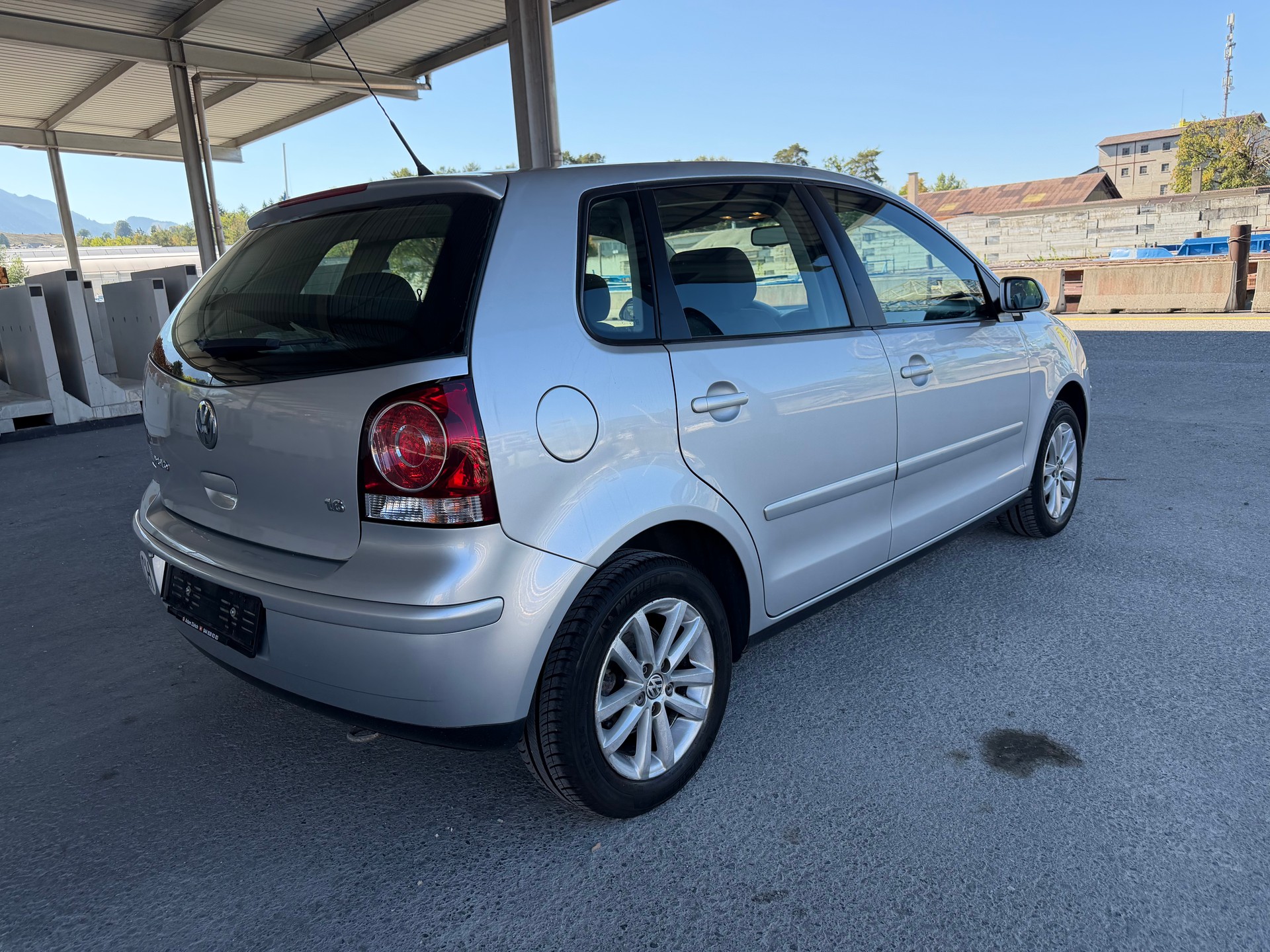 VW Vw Polo 1‘6-image-5