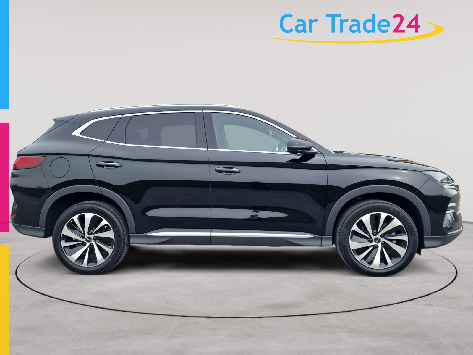 BYD Seal U DM-i Design AWD Panorama 324 PS Reichweite 70 km-image-8