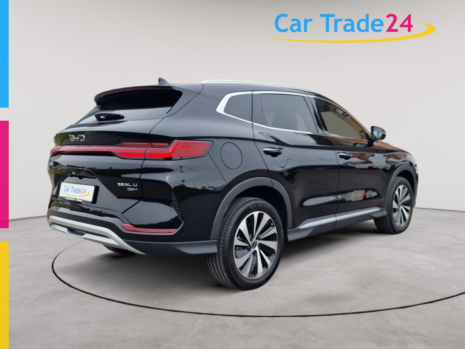 BYD Seal U DM-i Design AWD Panorama 324 PS Reichweite 70 km-image-7