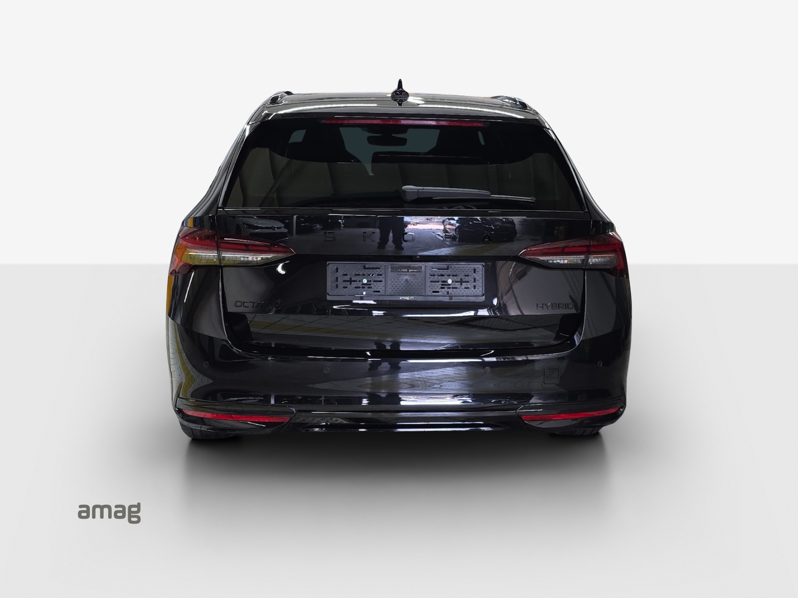 SKODA Octavia Combi 1.5 TSI mHEV DSG Sport Line-showroom-element-3