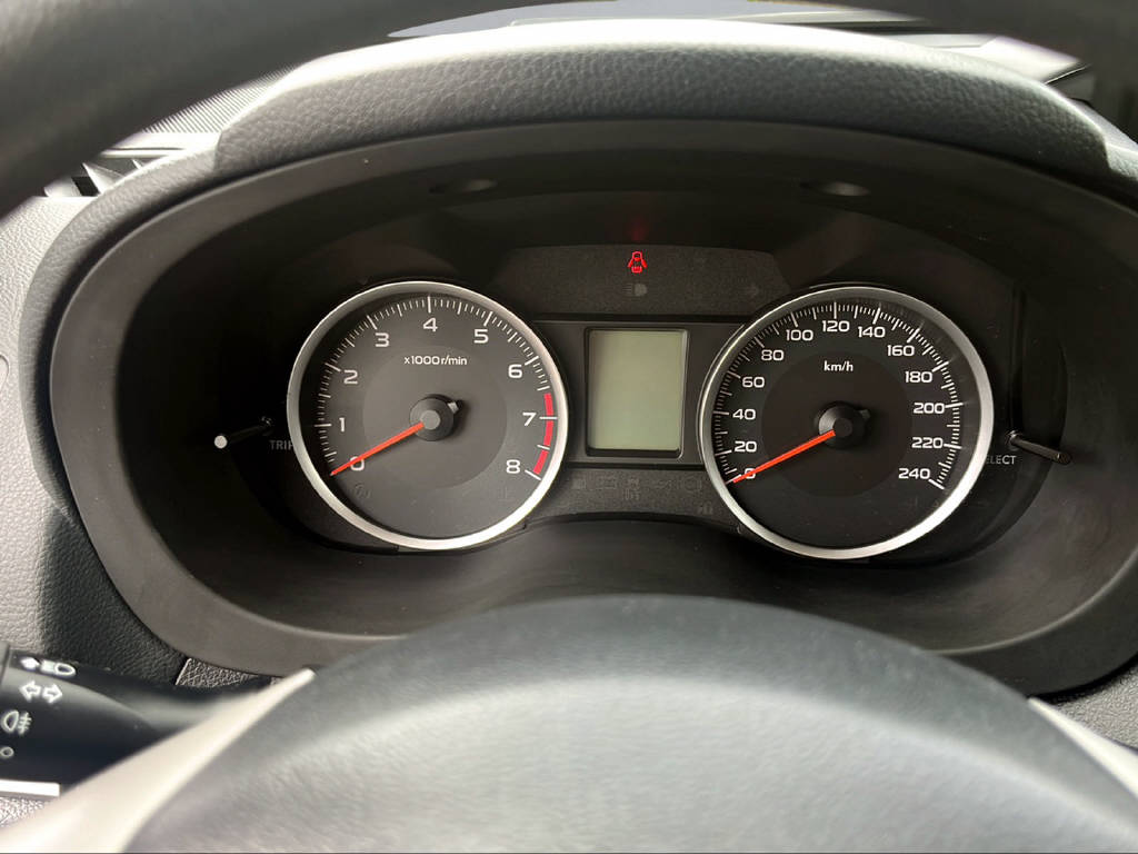SUBARU Impreza Wagon 1.6i Swiss One Automatik-image-15