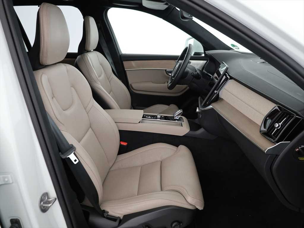 VOLVO XC90 2.0 T8 TE Ultra Bright eAWD-showroom-element-2