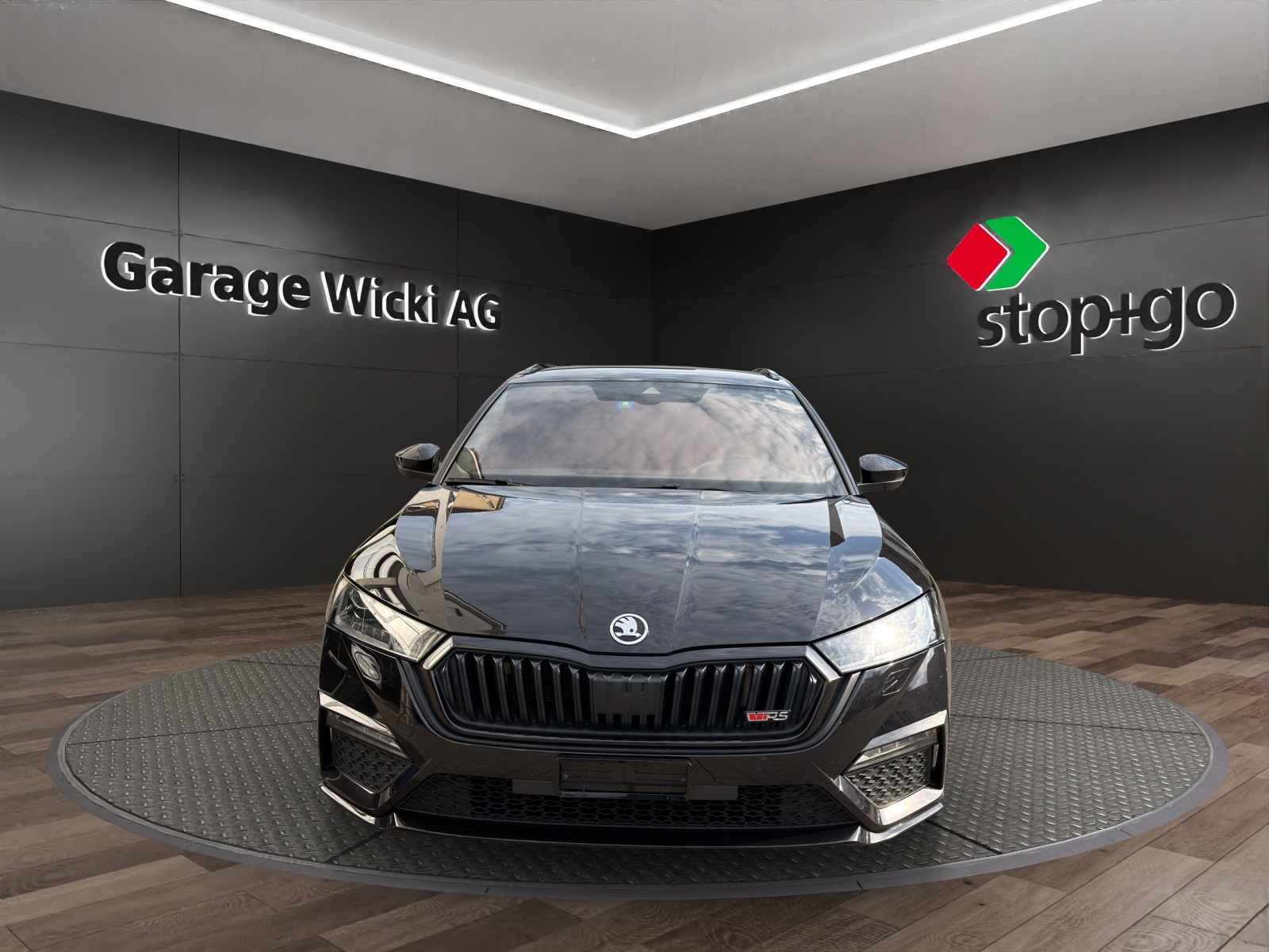 SKODA Octavia Combi 2.0 TDI DSG RS 4x4-image-7