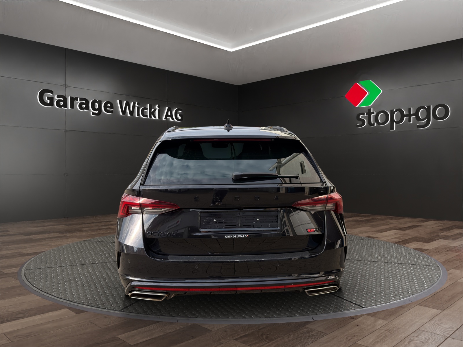 SKODA Octavia Combi 2.0 TDI DSG RS 4x4-image-3