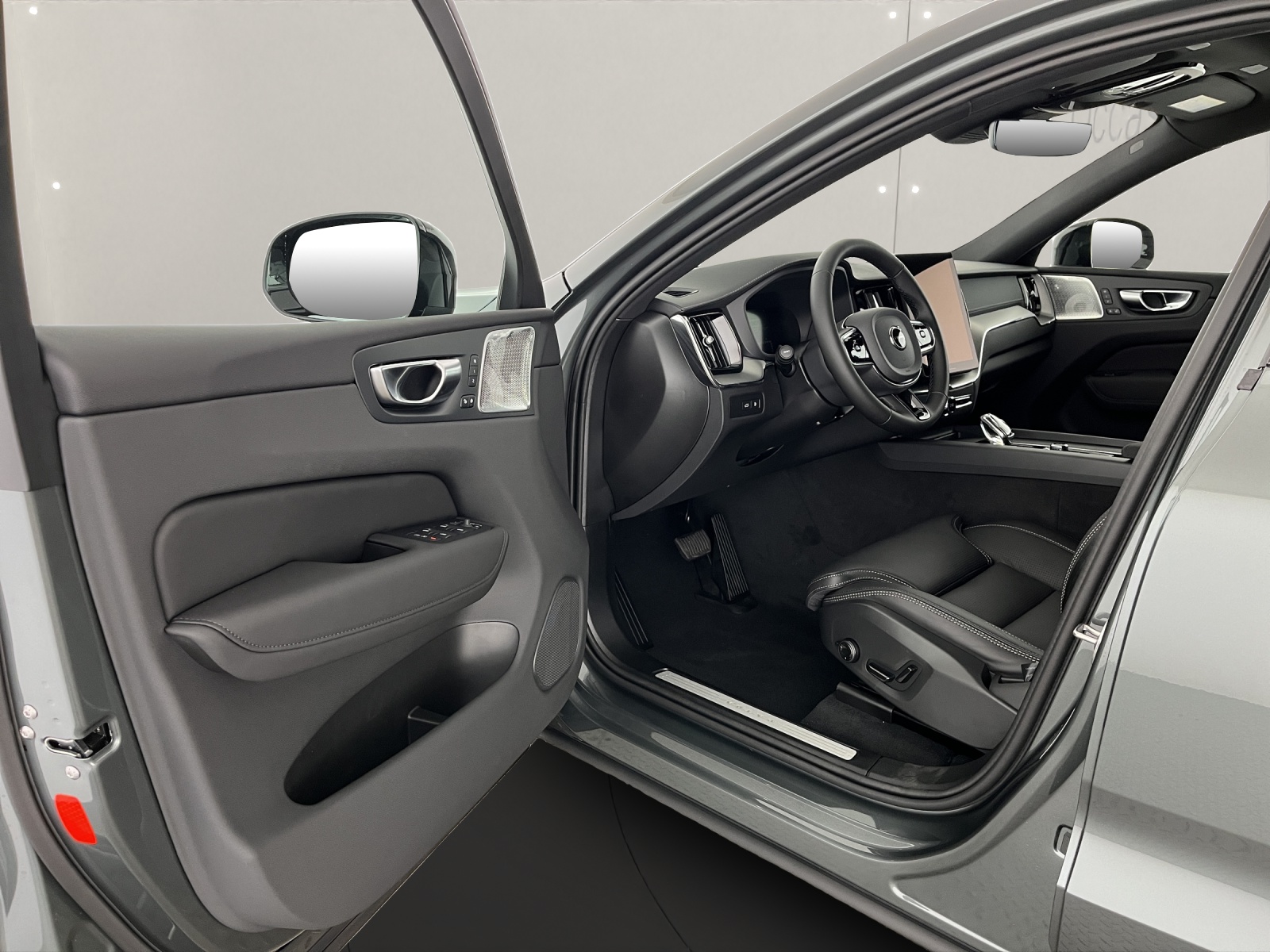 VOLVO XC60 2.0 T6 TE Ultra Dark eAWD-image-7
