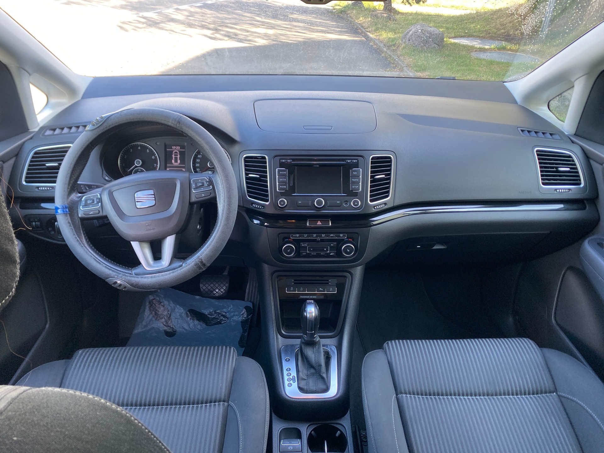 SEAT Alhambra 1.4 TSI Reference Eco DSG-image-9