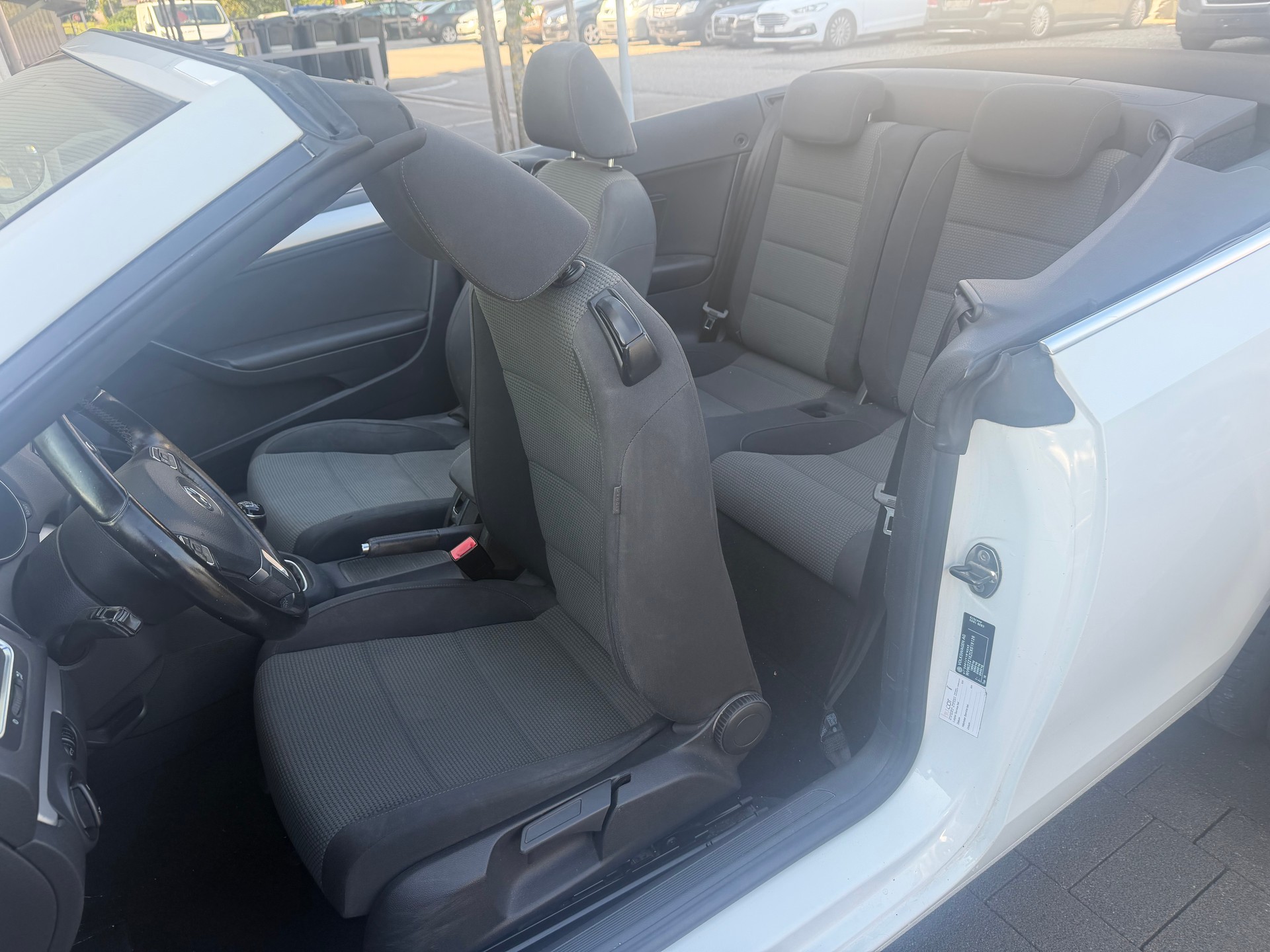 VW Golf Cabrio 1.2 TSI BMT Whiteline-image-7