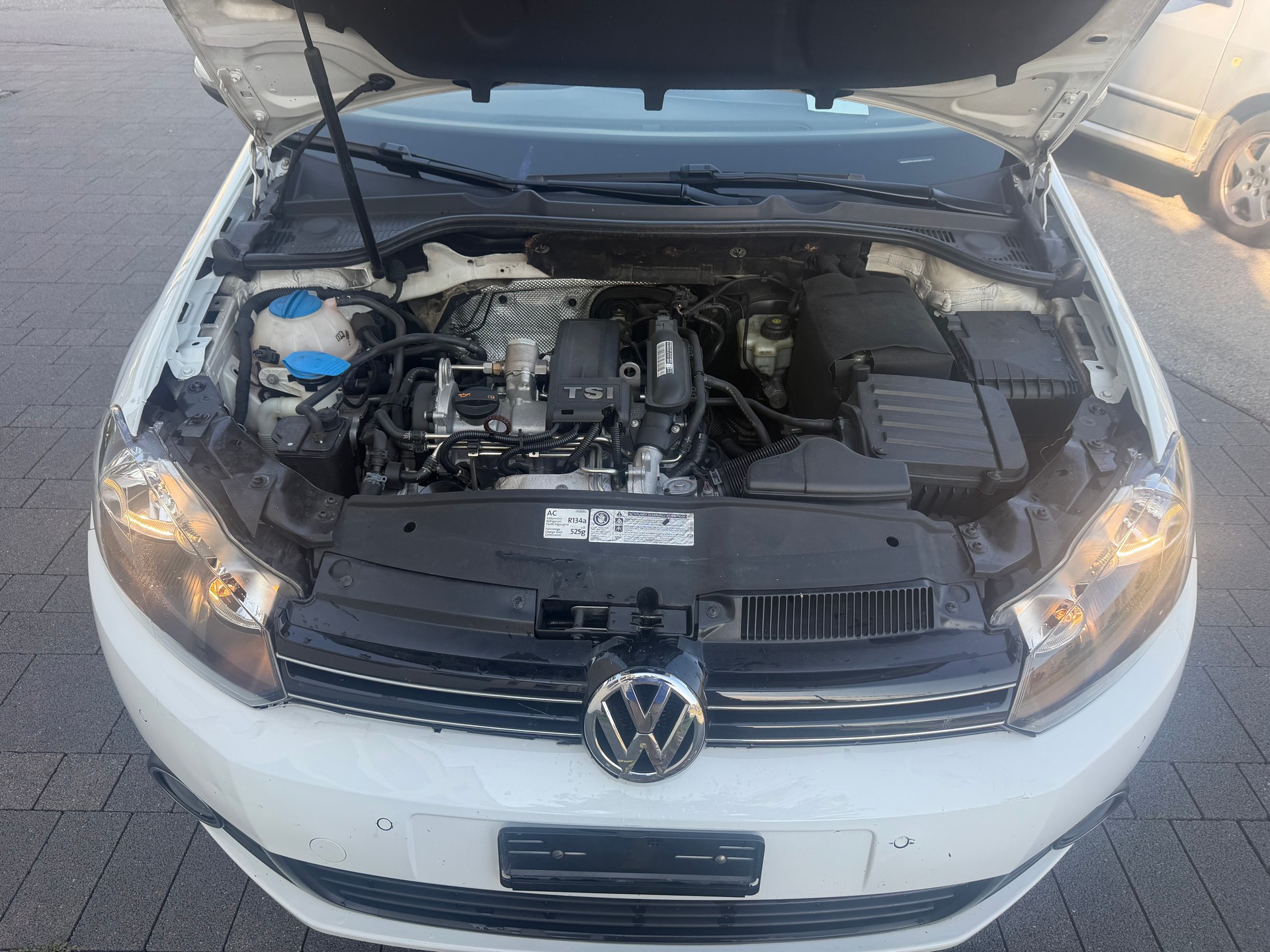 VW Golf Cabrio 1.2 TSI BMT Whiteline-image-9