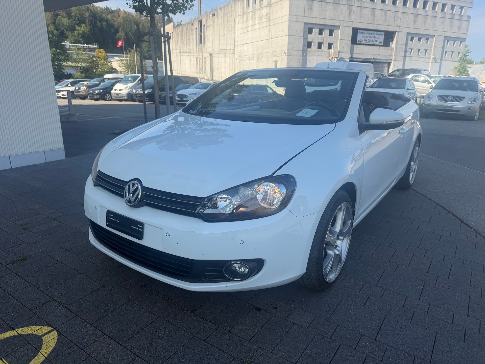 VW Golf Cabrio 1.2 TSI BMT Whiteline-image-0