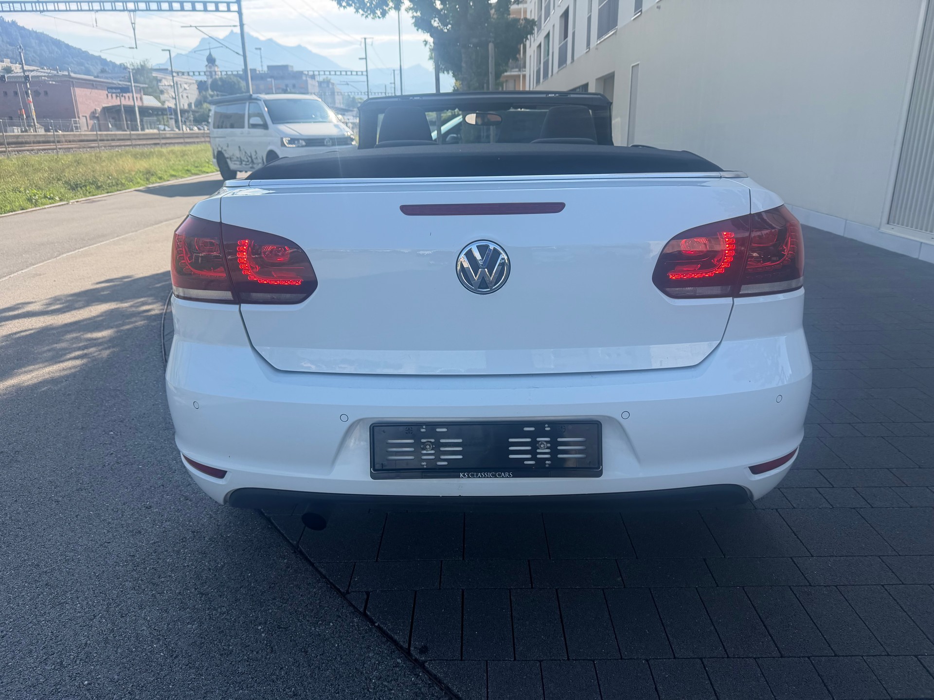 VW Golf Cabrio 1.2 TSI BMT Whiteline-image-2