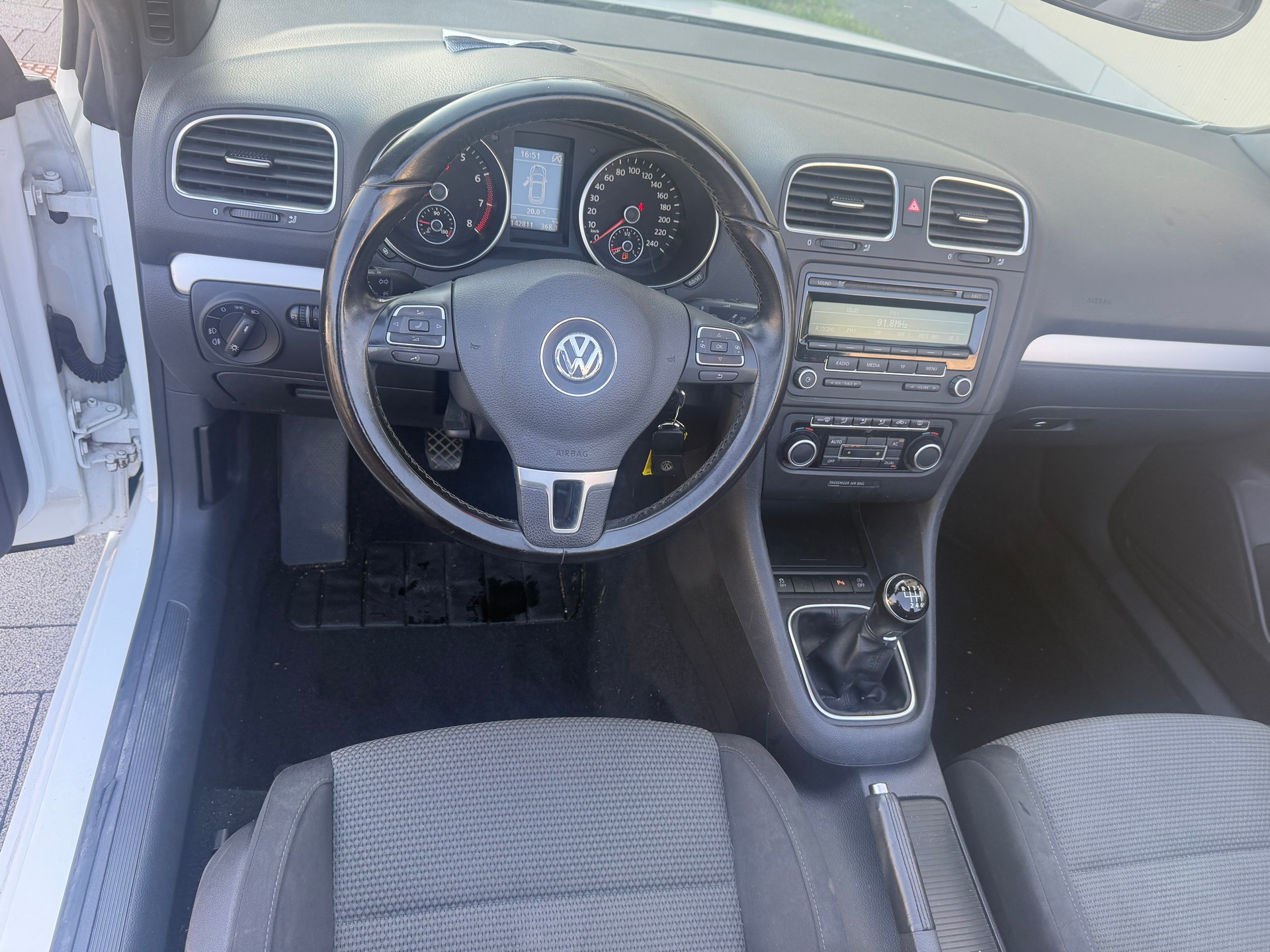 VW Golf Cabrio 1.2 TSI BMT Whiteline-image-10