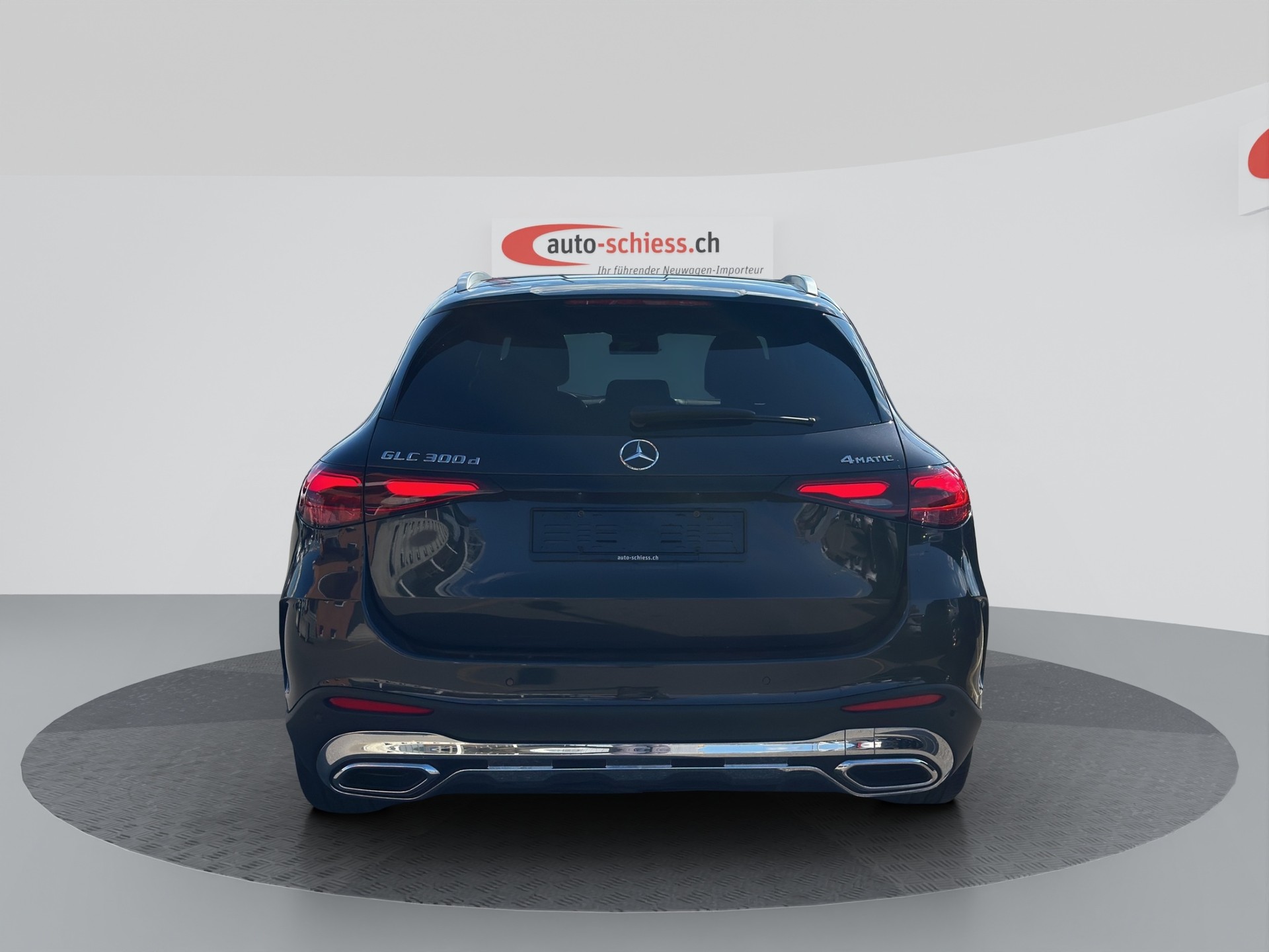 MERCEDES-BENZ GLC 300 d 4Matic 9G-Tronic AMG Line-image-13