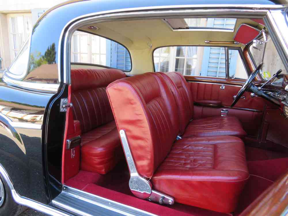 MERCEDES-BENZ 220 S-image-6