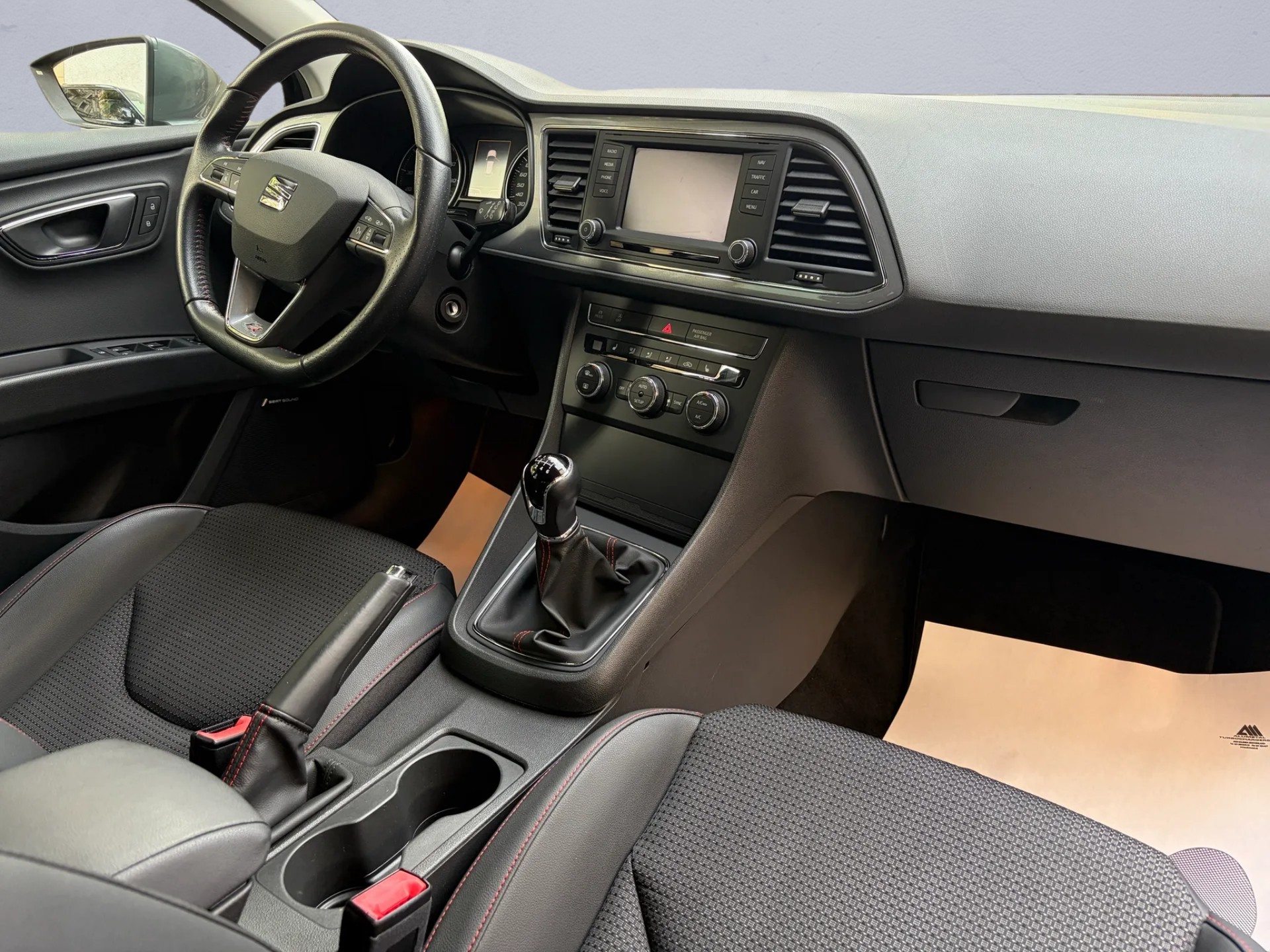 SEAT Leon SC 1.4 TSI FR-image-7