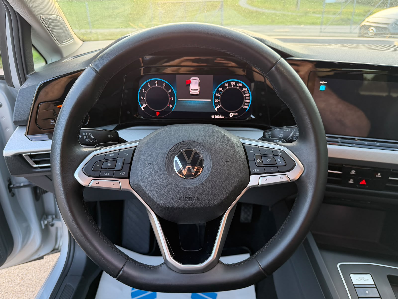 VW Golf 1.5 e TSI ACT Life DSG-image-8