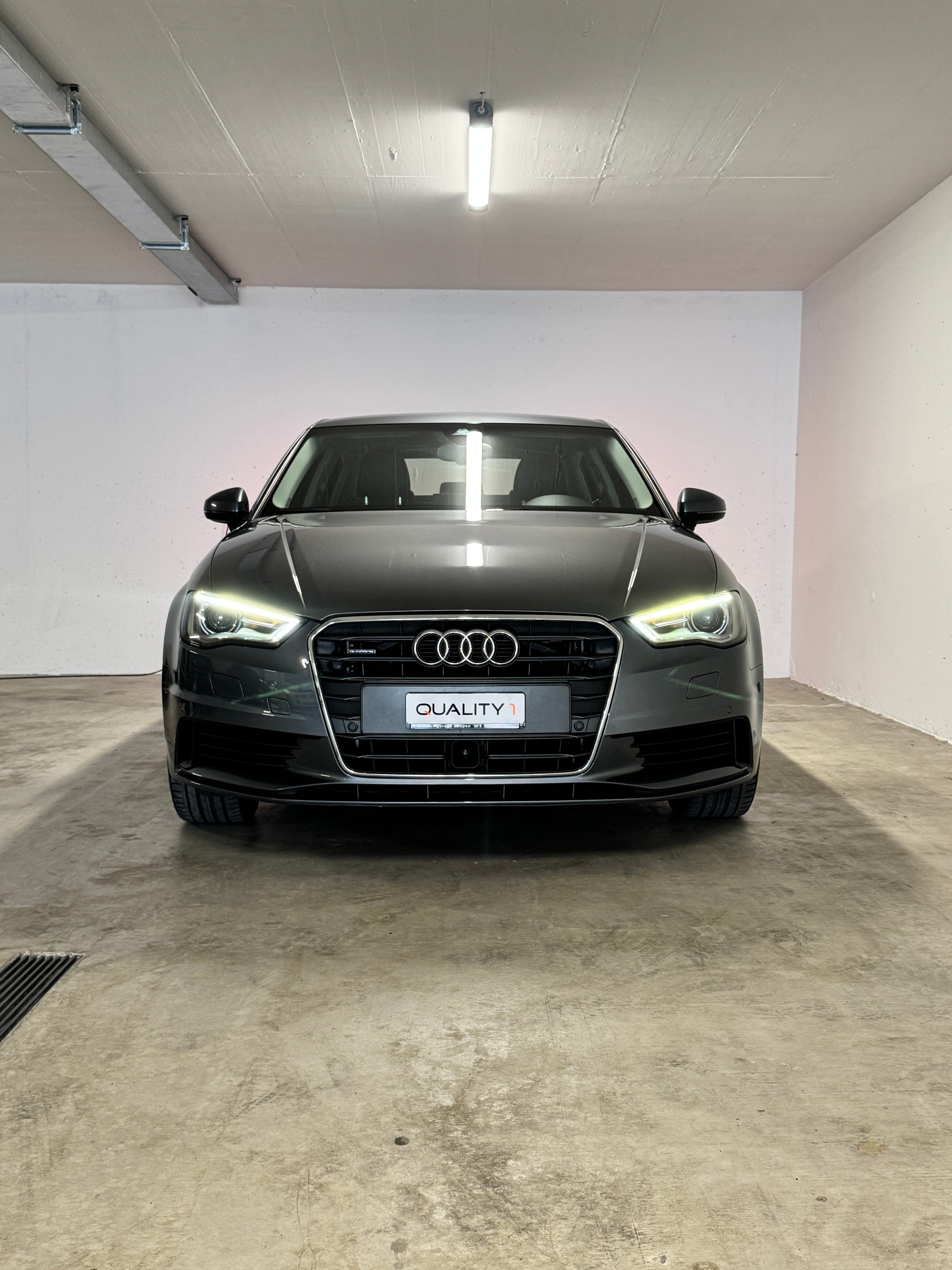 AUDI A3 Limousine 1.8 TFSI Ambition quattro S-tronic *Limo*-image-1