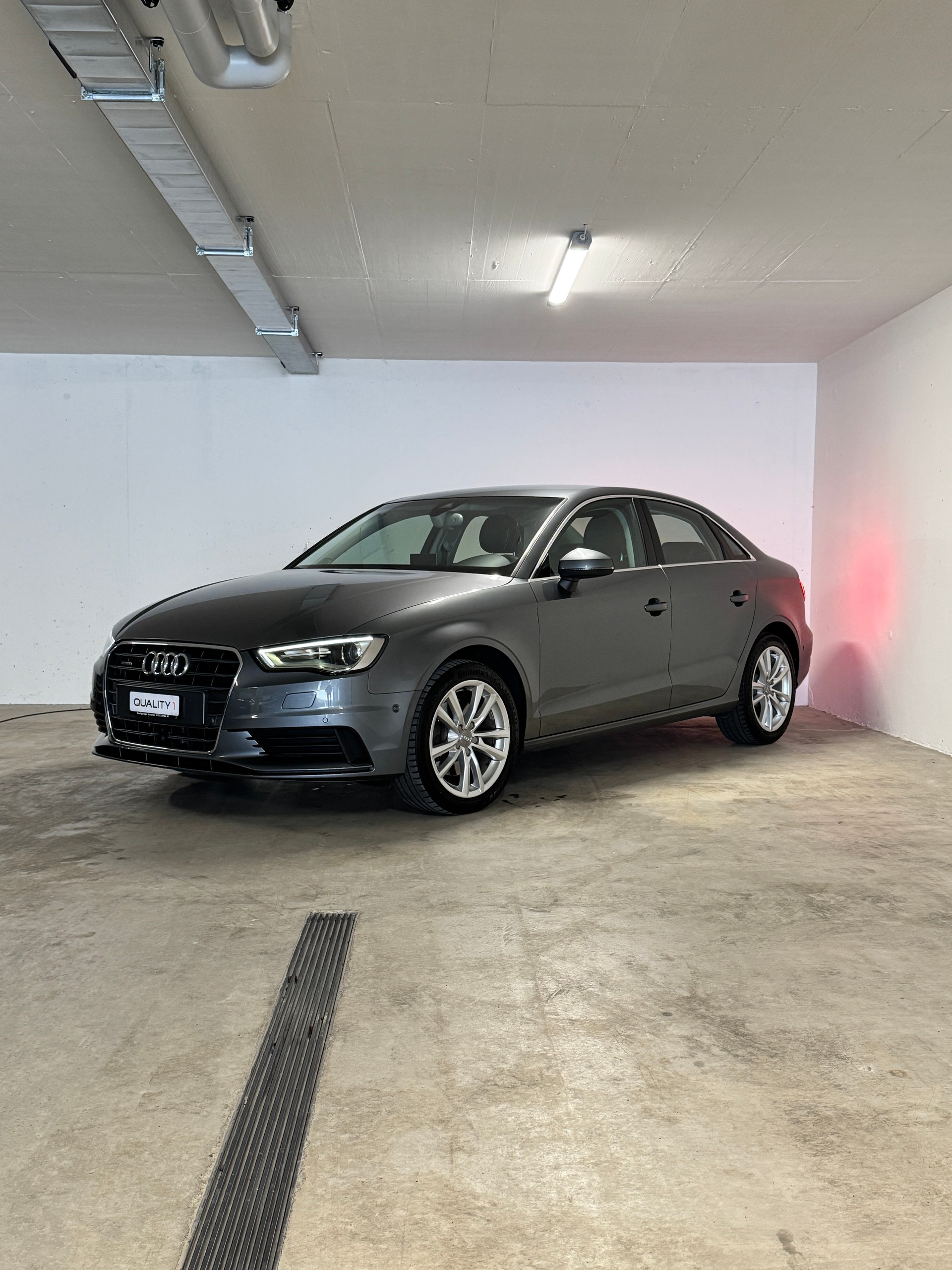 AUDI A3 Limousine 1.8 TFSI Ambition quattro S-tronic *Limo*-image-0