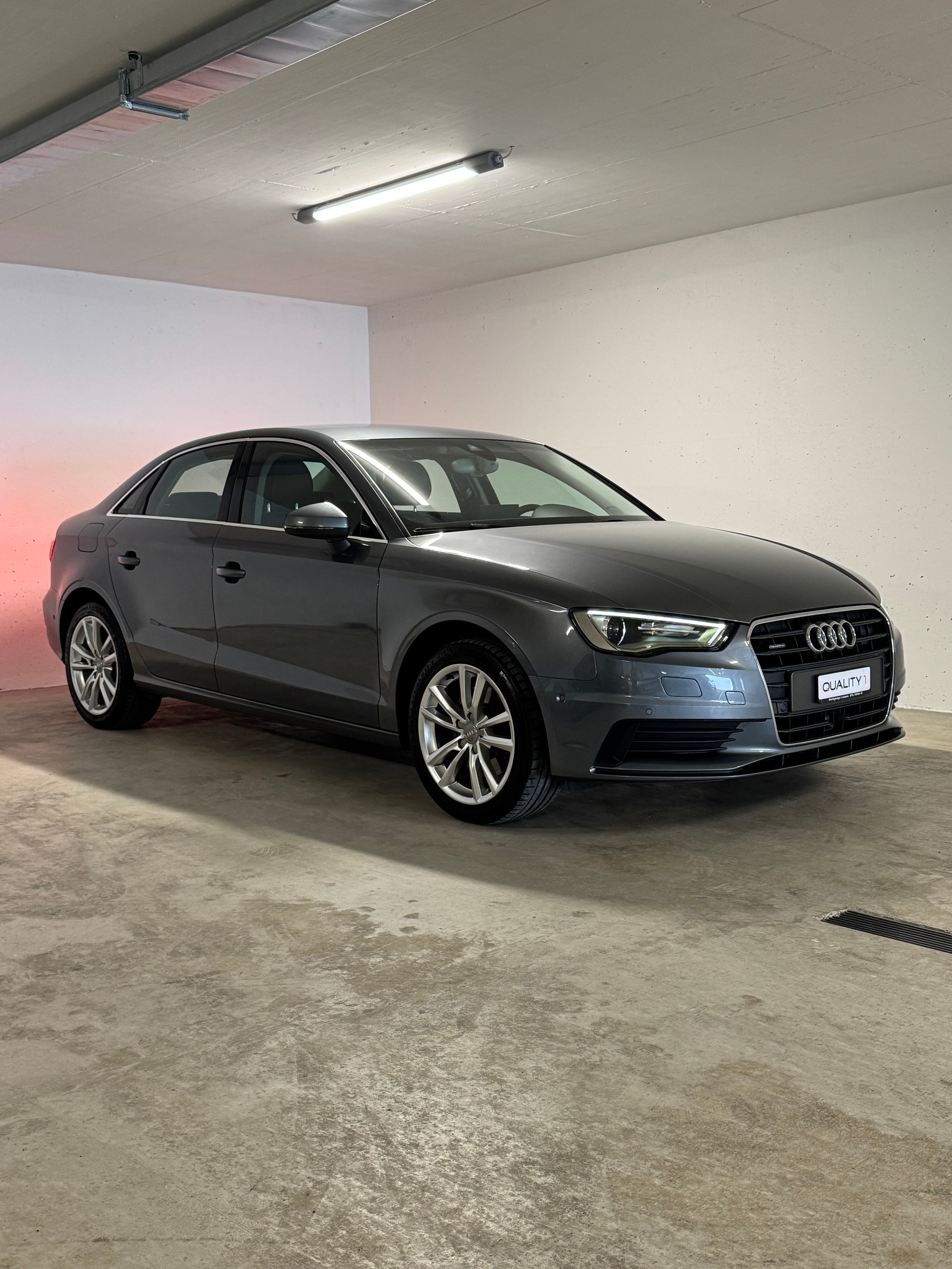 AUDI A3 Limousine 1.8 TFSI Ambition quattro S-tronic *Limo*-image-2