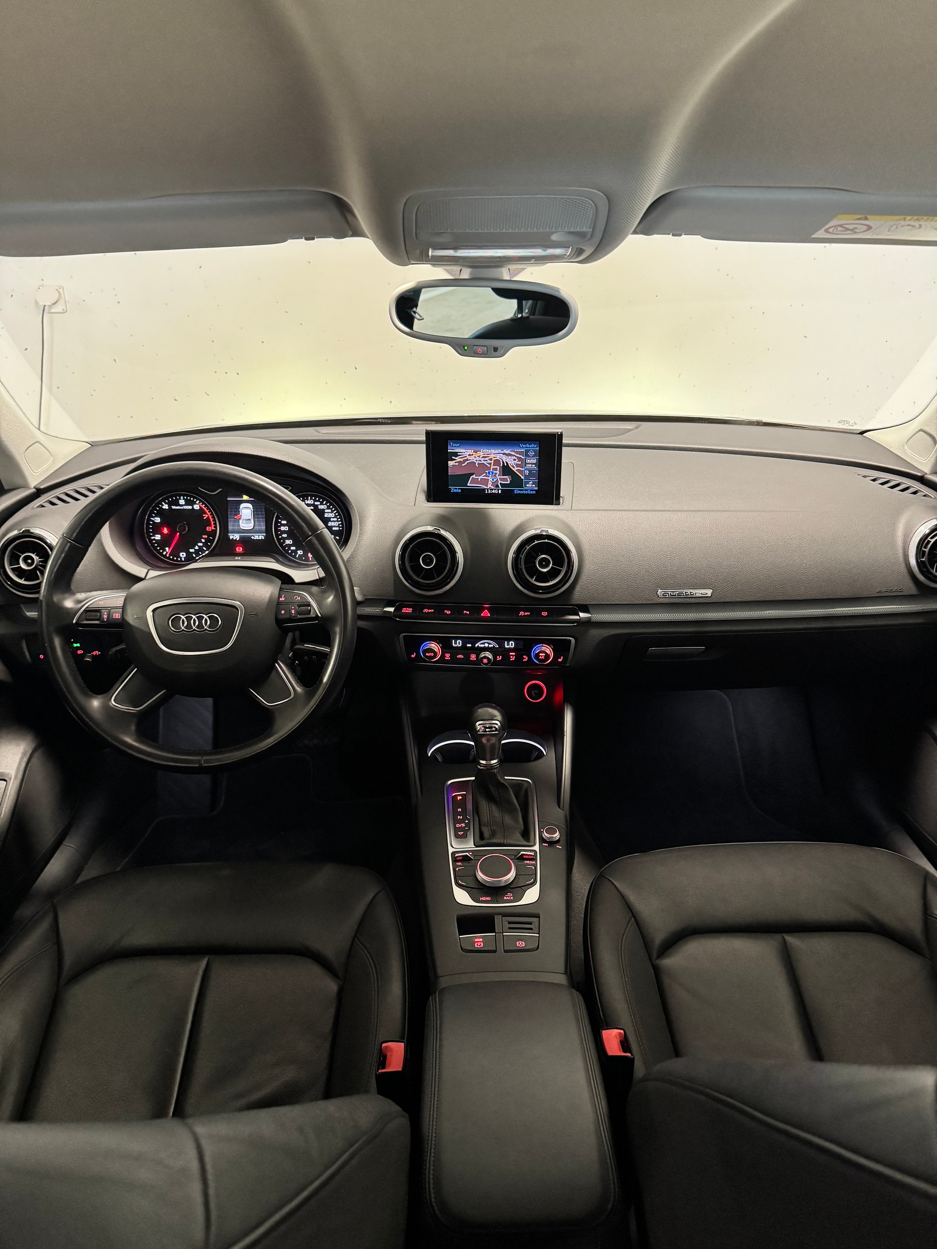 AUDI A3 Limousine 1.8 TFSI Ambition quattro S-tronic *Limo*-image-8