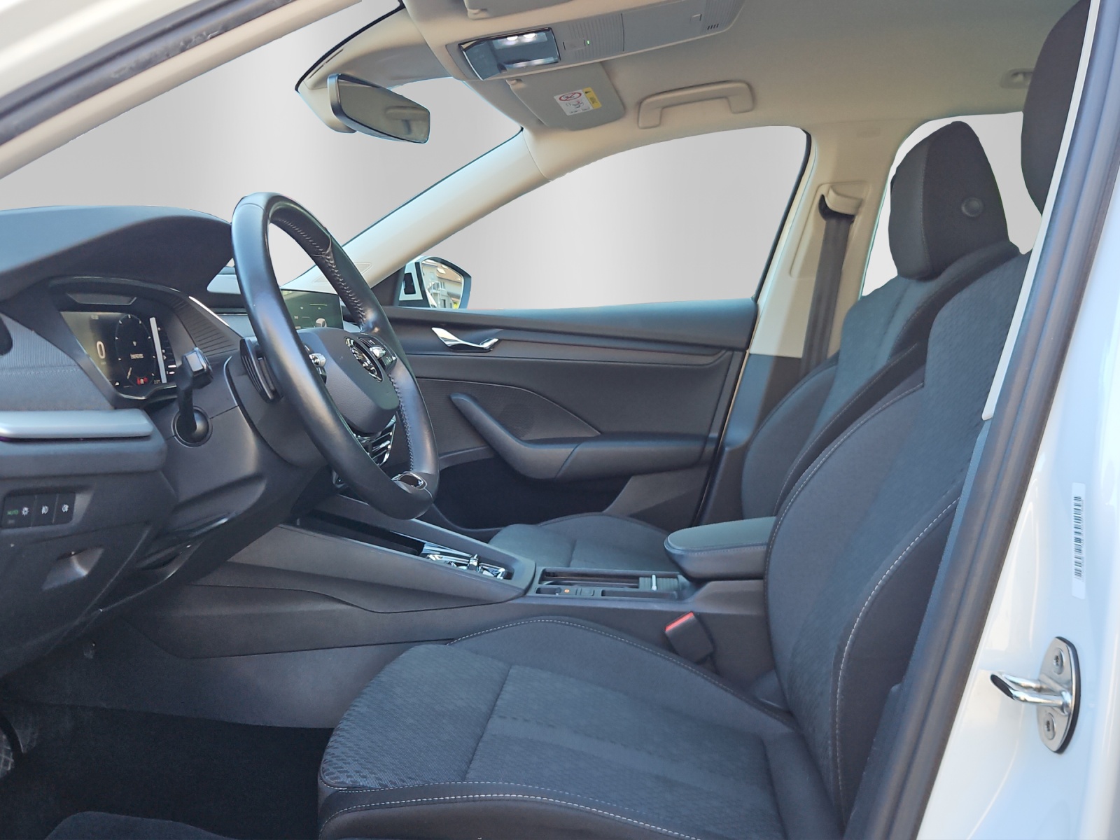 SKODA Octavia Combi 1.5 TSI mHEV DSG Ambition-image-5