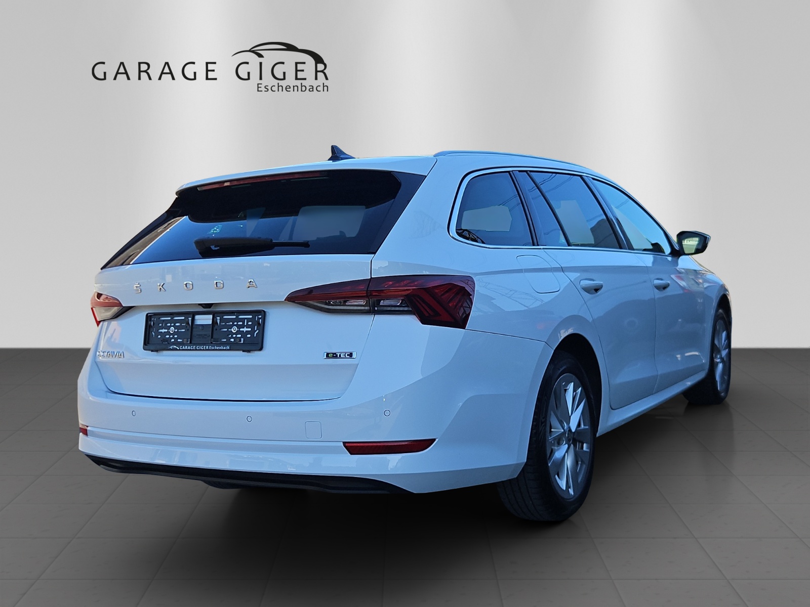 SKODA Octavia Combi 1.5 TSI mHEV DSG Ambition-image-3
