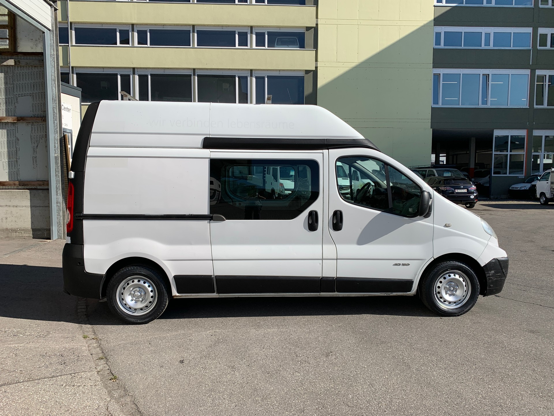NISSAN Primastar 2.5dCi 150 Comfort 2.9t-image-4