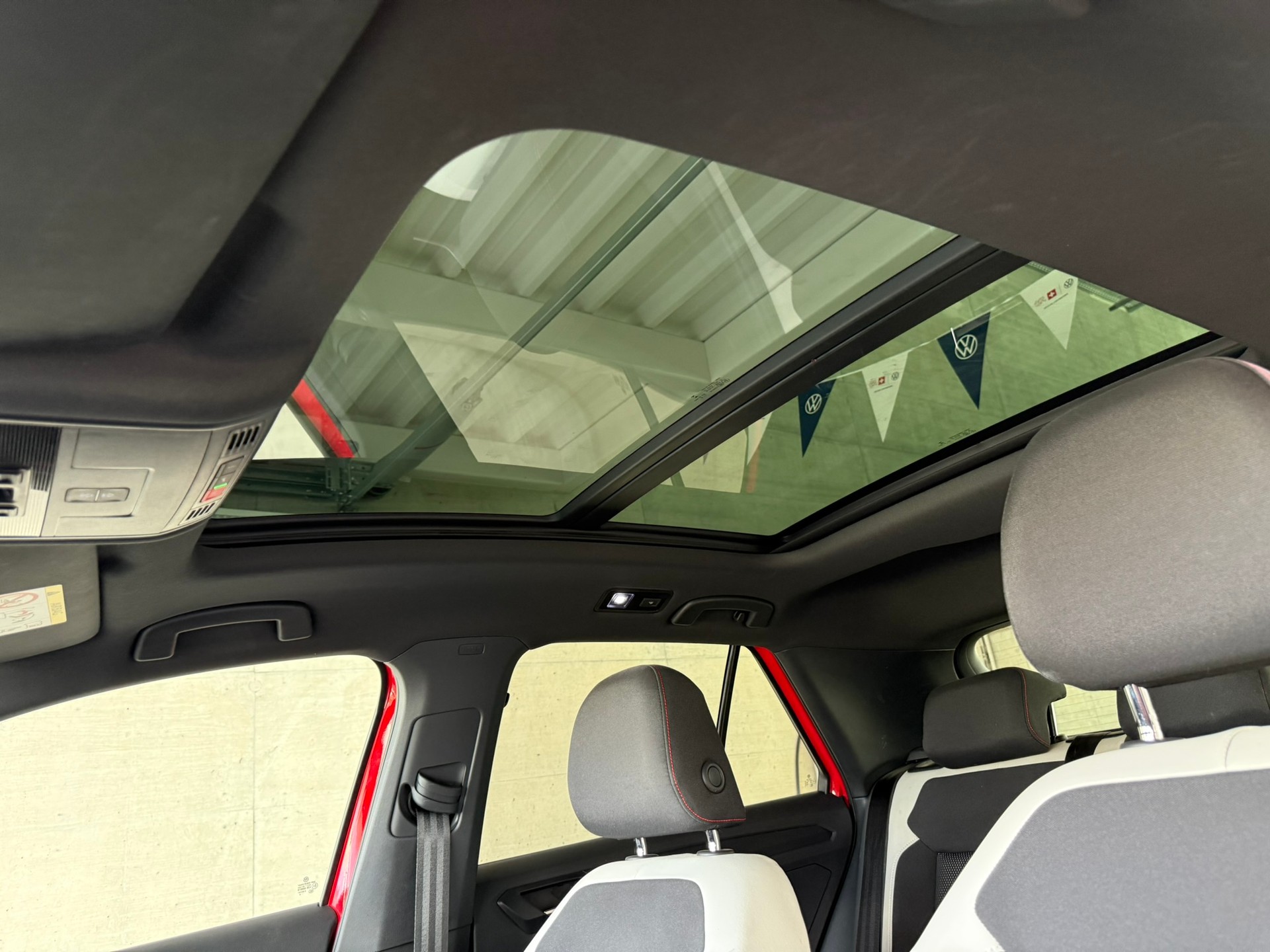 VW T-Roc 2.0 TSI Sport DSG 4Motion-image-12
