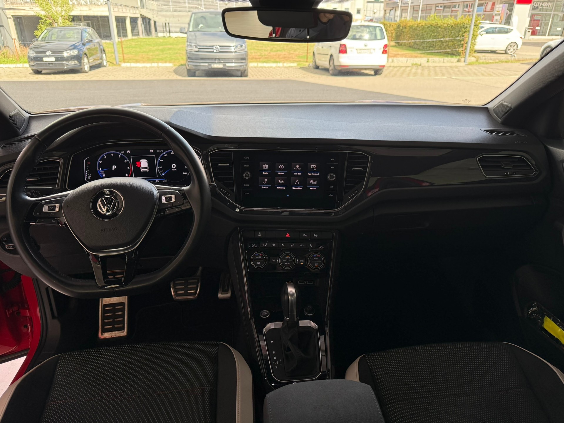 VW T-Roc 2.0 TSI Sport DSG 4Motion-image-10