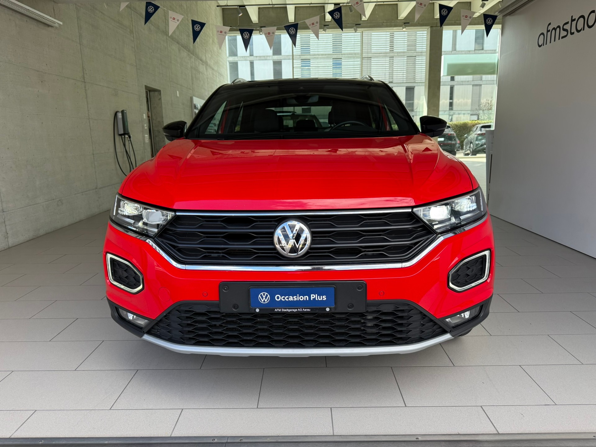 VW T-Roc 2.0 TSI Sport DSG 4Motion-showroom-element-1