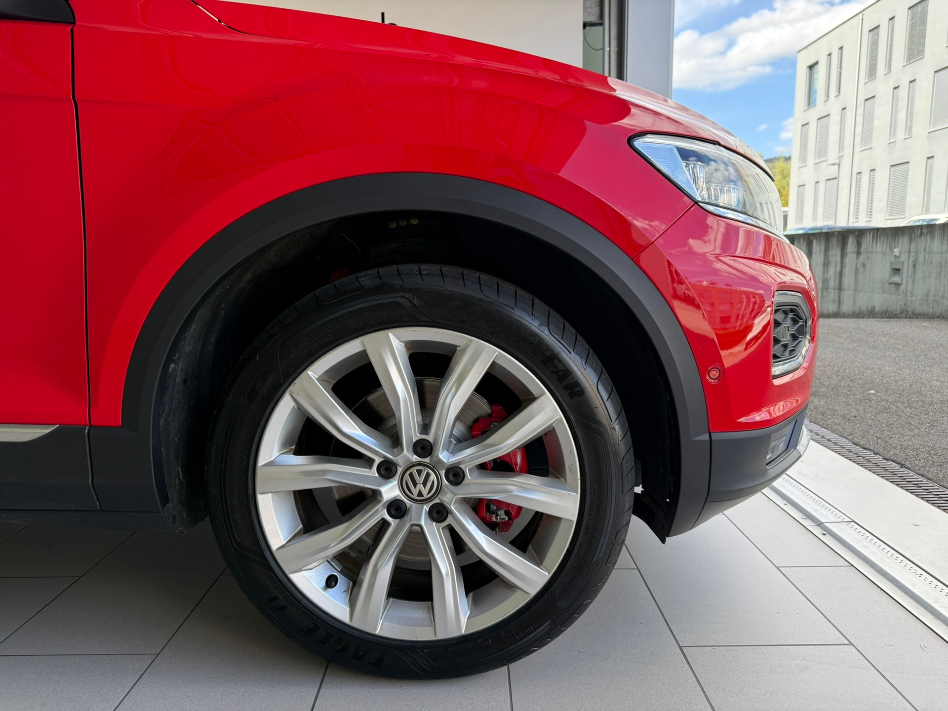 VW T-Roc 2.0 TSI Sport DSG 4Motion-image-14