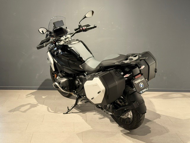 BMW R 1300 GS-image-4
